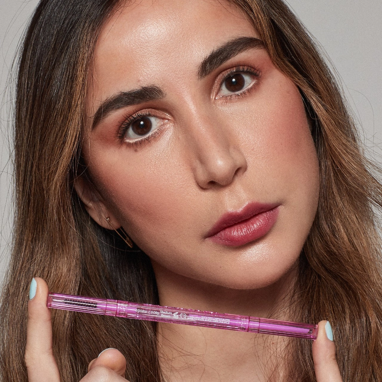 Kosas Brow Pop Dual-Action Filling and Shaping Easy Eyebrow Pencil Color: Dark Brown - Rich Dark Brown Vegan - Image 5