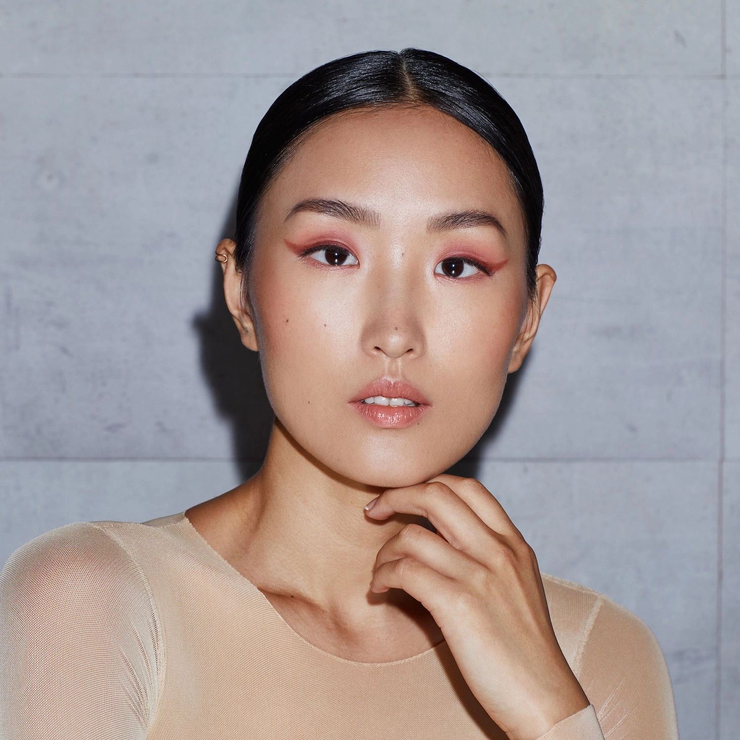 HUDA BEAUTY #BombBrows Microshade Brow Pencil - Soft Black - Image 3