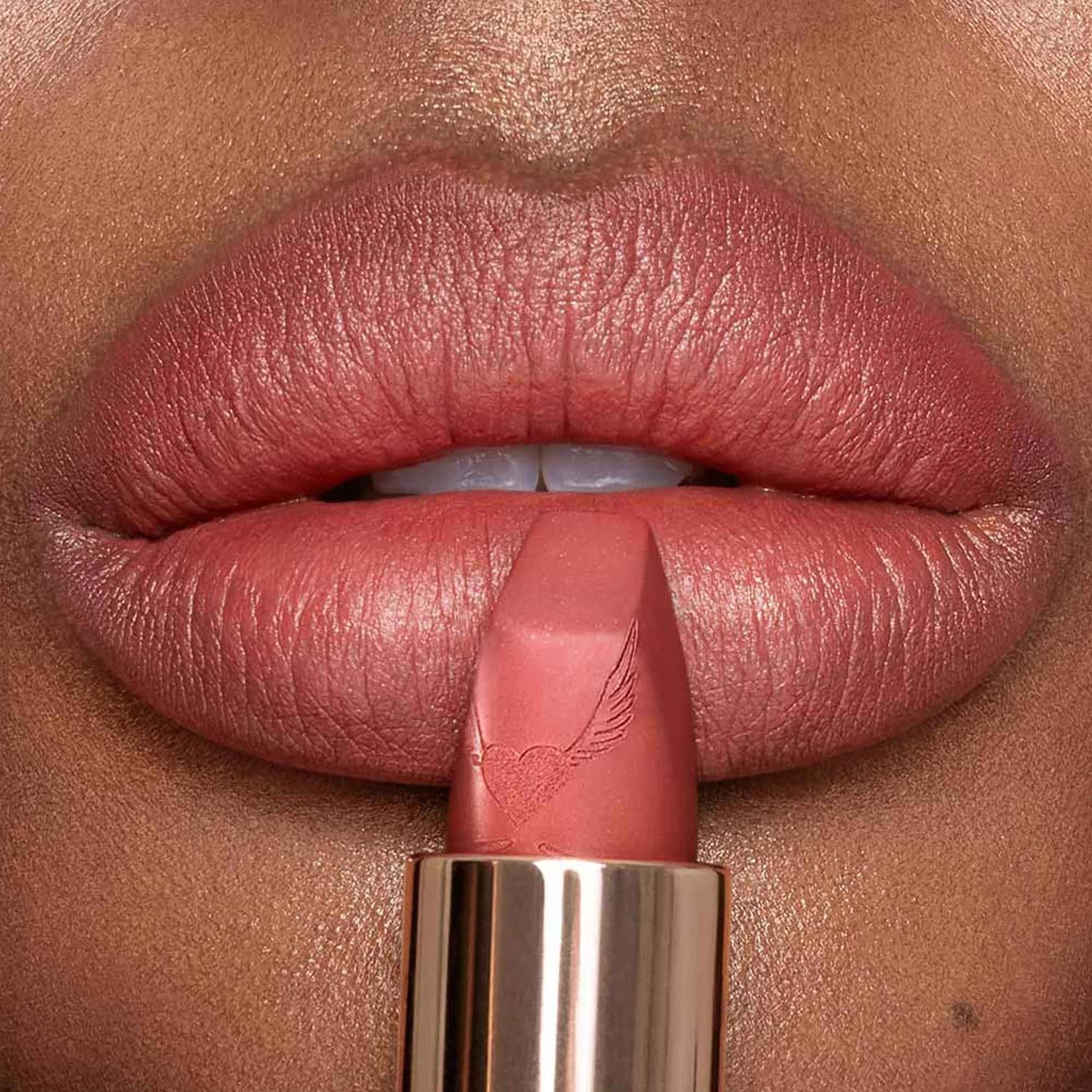 Charlotte Tilbury Matte Revolution Lipstick Color: Mrs. Kisses - Golden Peach - Image 4