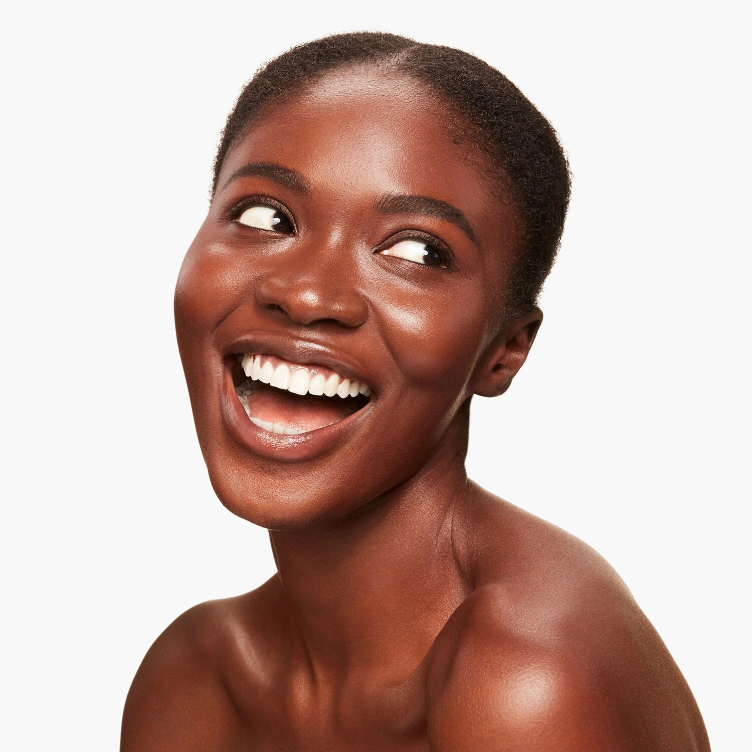 Shiseido Synchro Skin Radiant Lifting Foundation 550 Jasper - Balanced Tone for Deepest Skin - Image 5