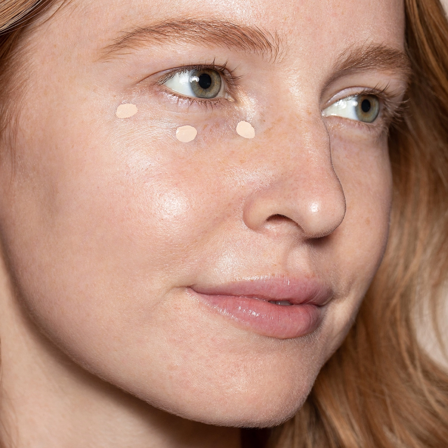 ILIA True Skin Serum Concealer with Vitamin C Color: Mallow SC0.25 - Extra Light with Cool Undertones - Image 3