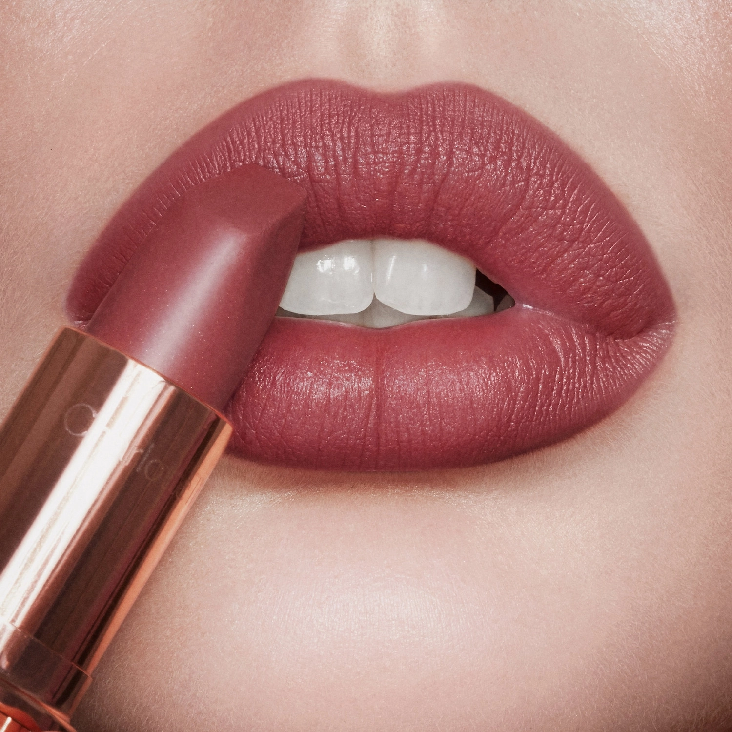 Charlotte Tilbury Mini Pillow Talk Lipstick & Liner Set Color: Pillow Talk Medium - Image 3