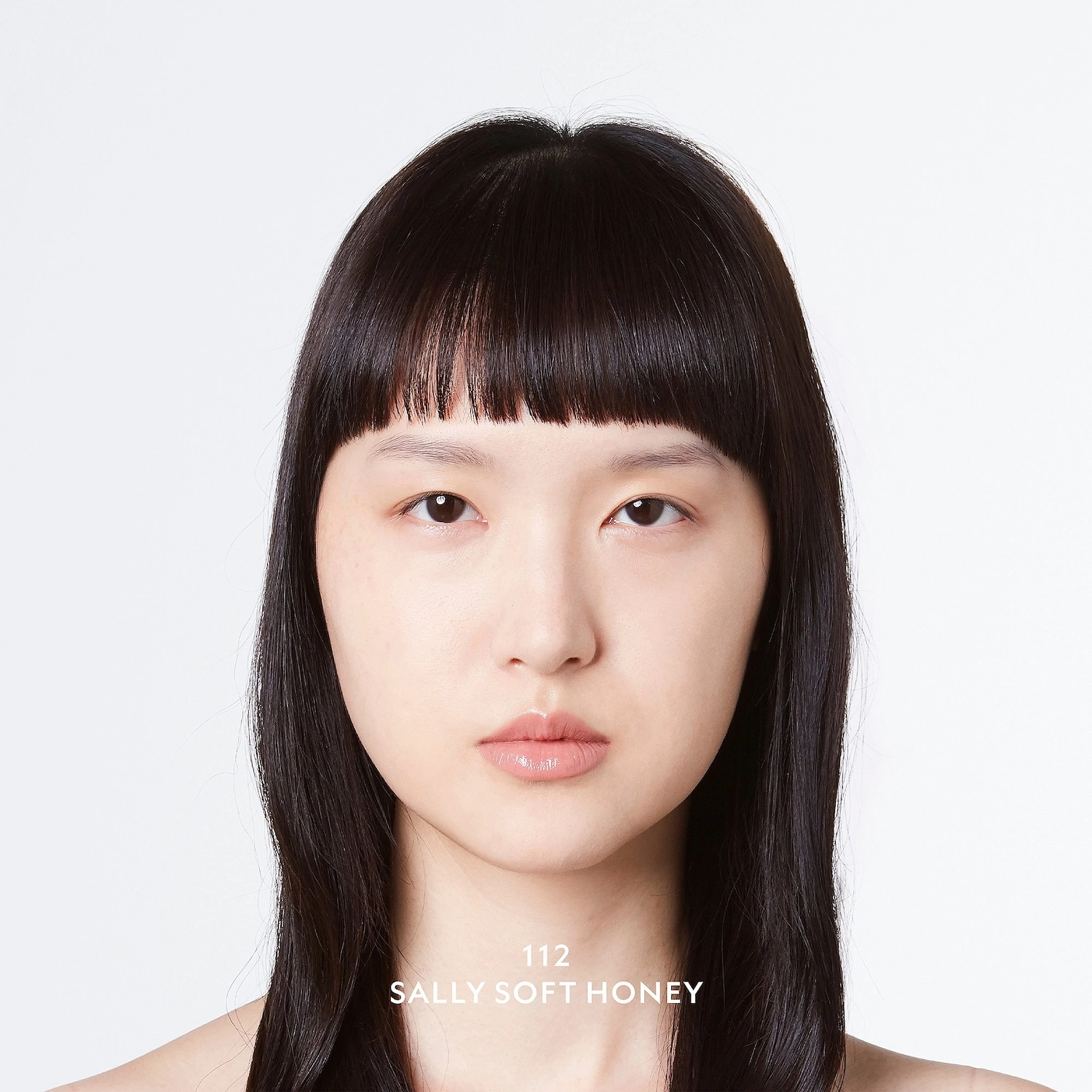 Gucci Glow & Care Shine Lipstick Color: 112 Sally Soft Honey - Pinky Nude Vegan Hyaluronic Acid - Image 5