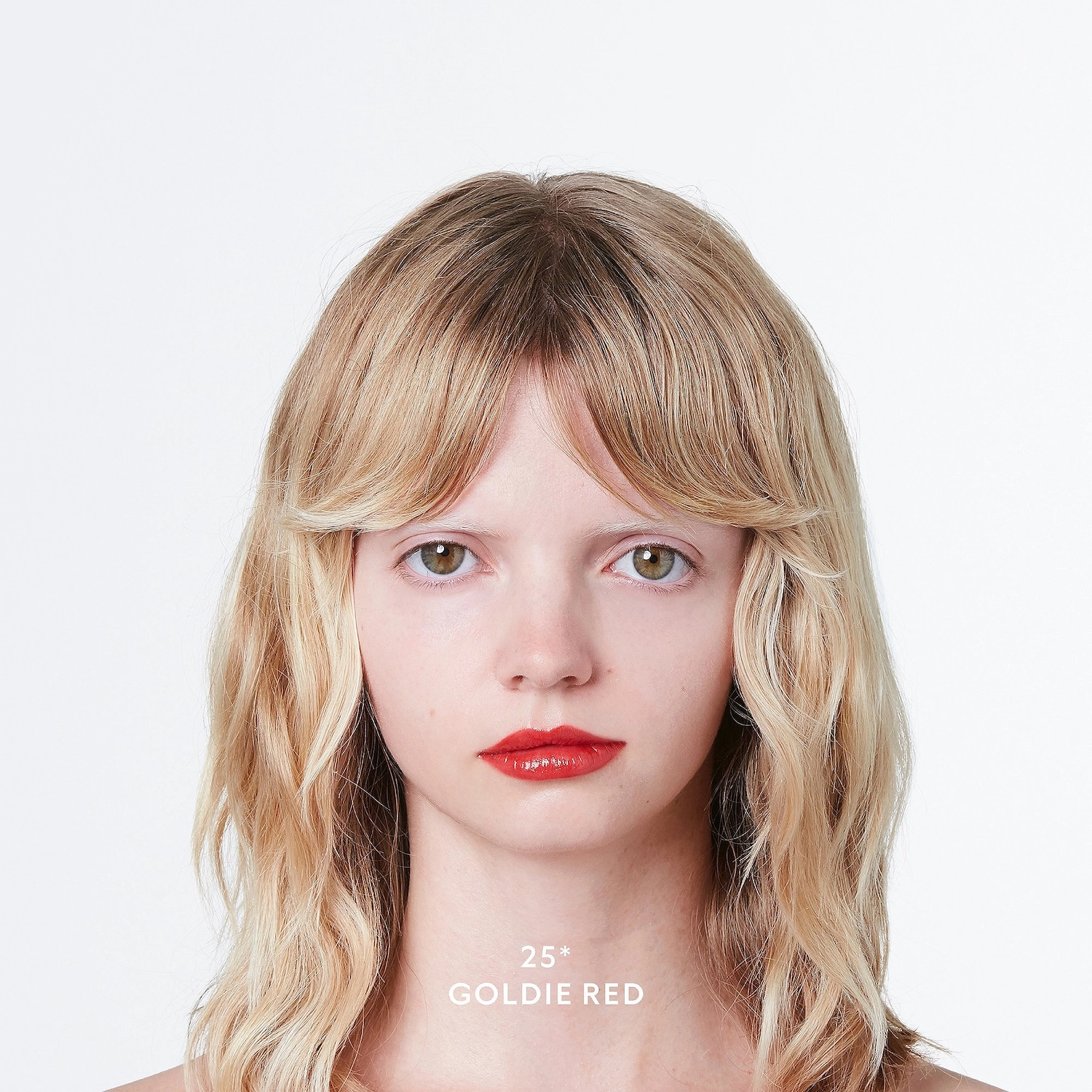 Gucci Glow & Care Shine Lipstick Color: 25* Goldie Red - The Gucci Red - Image 2