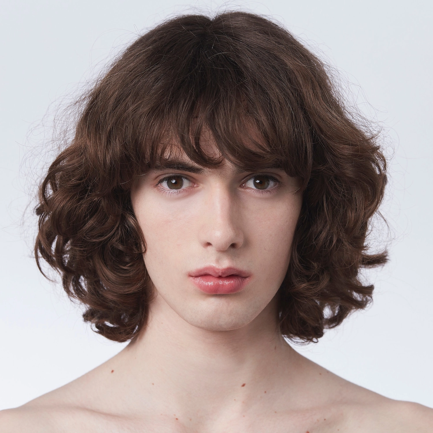 Gucci Hydrating Lip Balm Color: 5 Ester Rosewood - Image 4