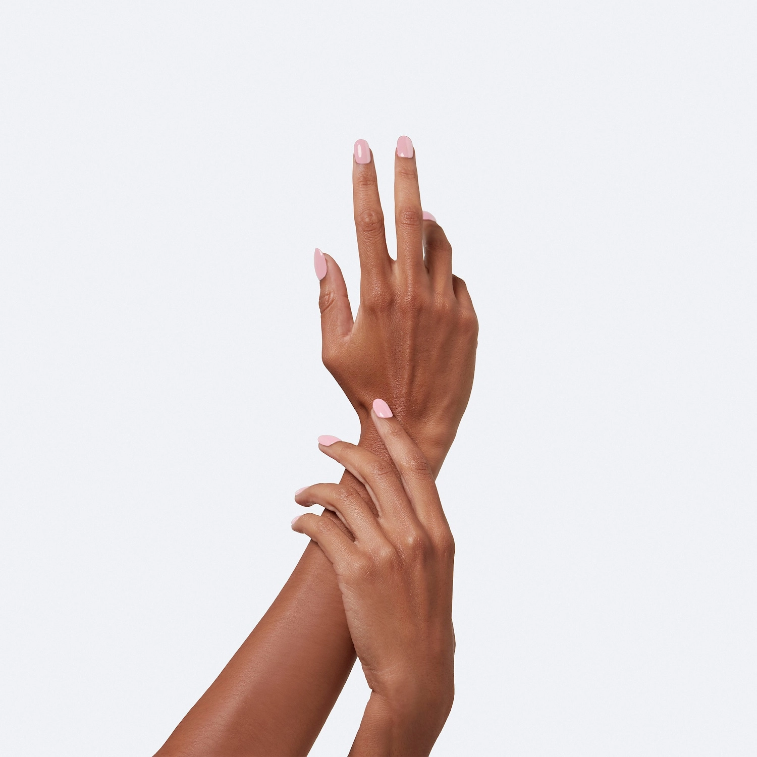 Gucci Glossy Nail Polish Color 413 Ellen Blush - Image 3