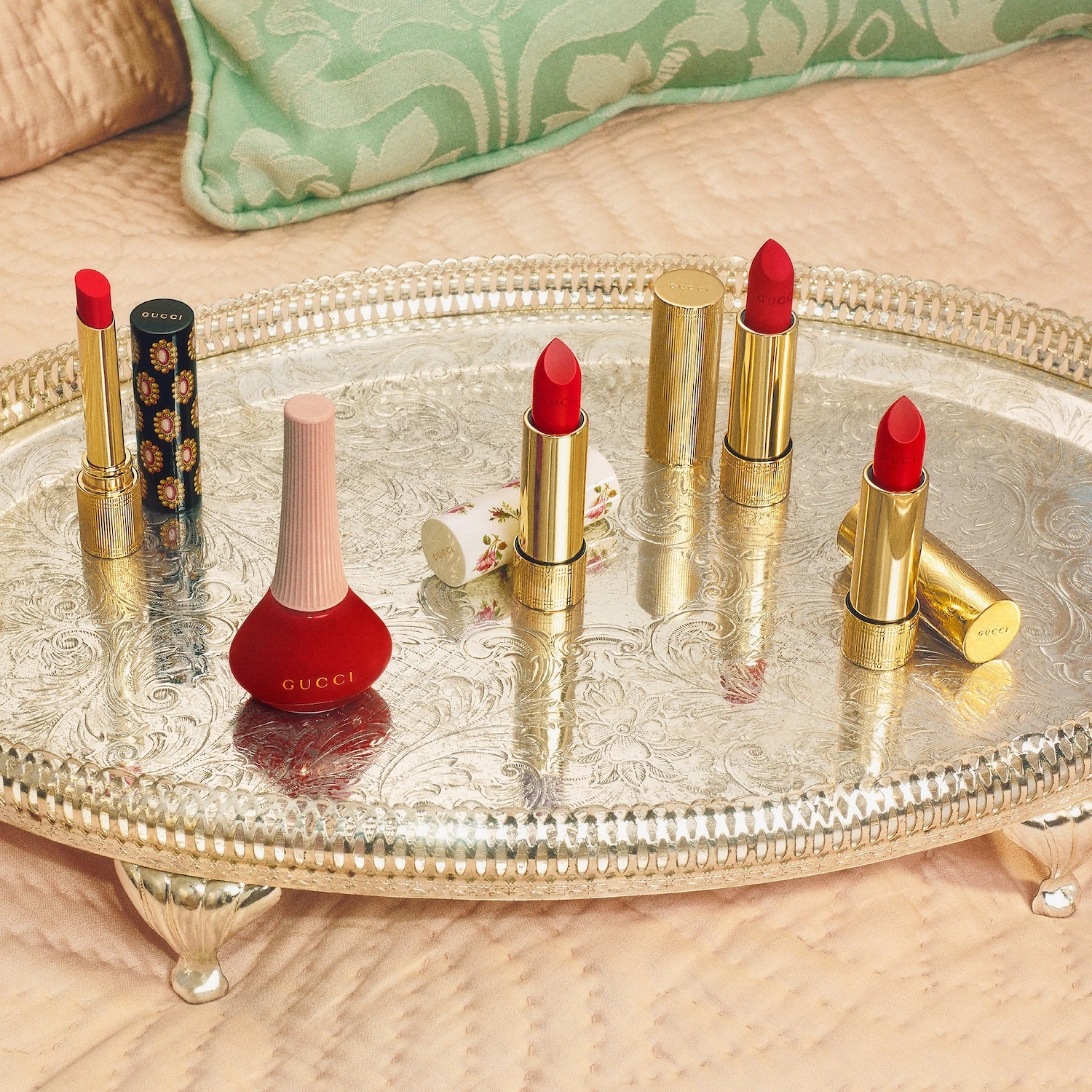 Gucci Glossy Nail Polish Color: 25 Goldie Red - Image 6