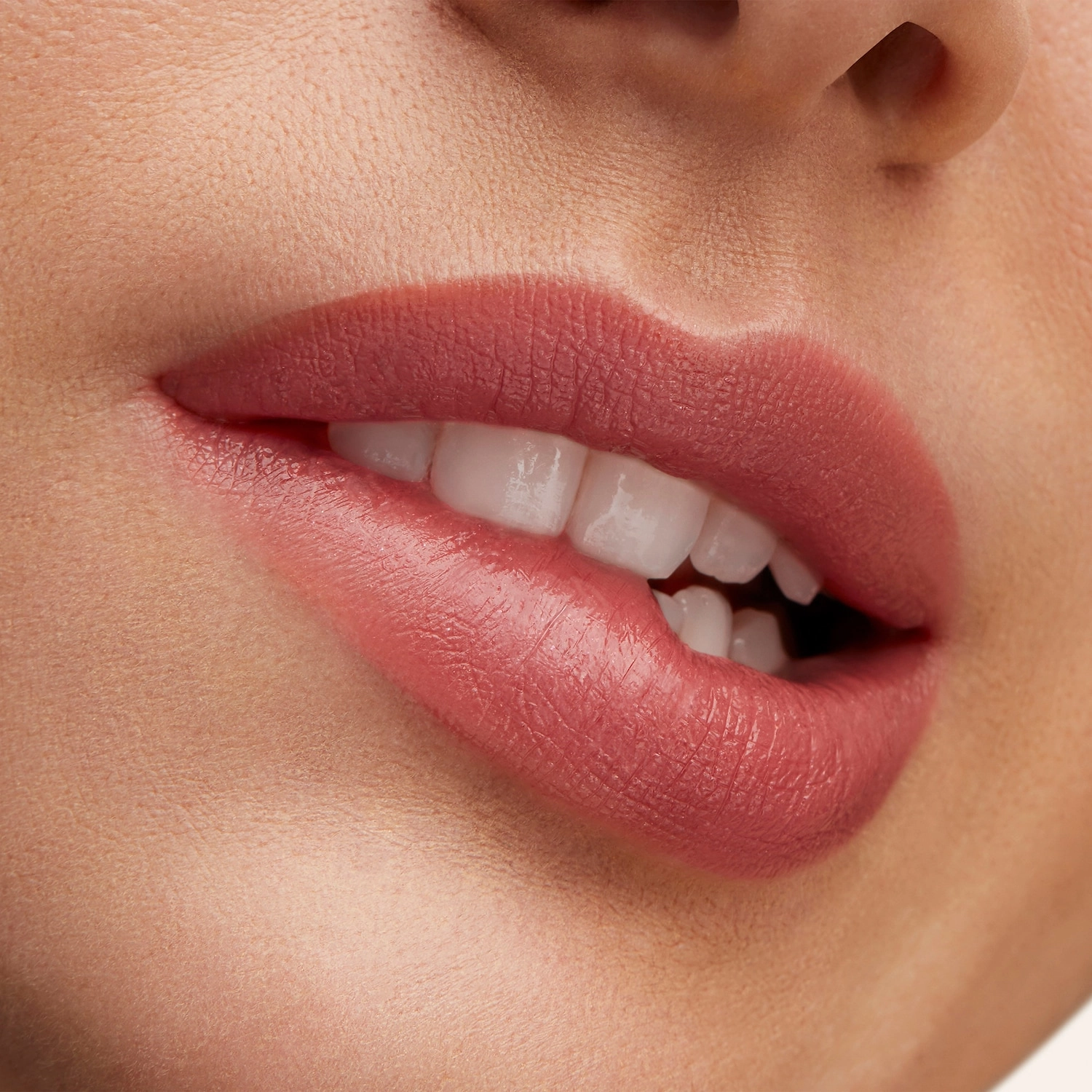 MAC Cosmetics Lustreglass Lipstick Color: Syrup - Blue Pink - Image 5