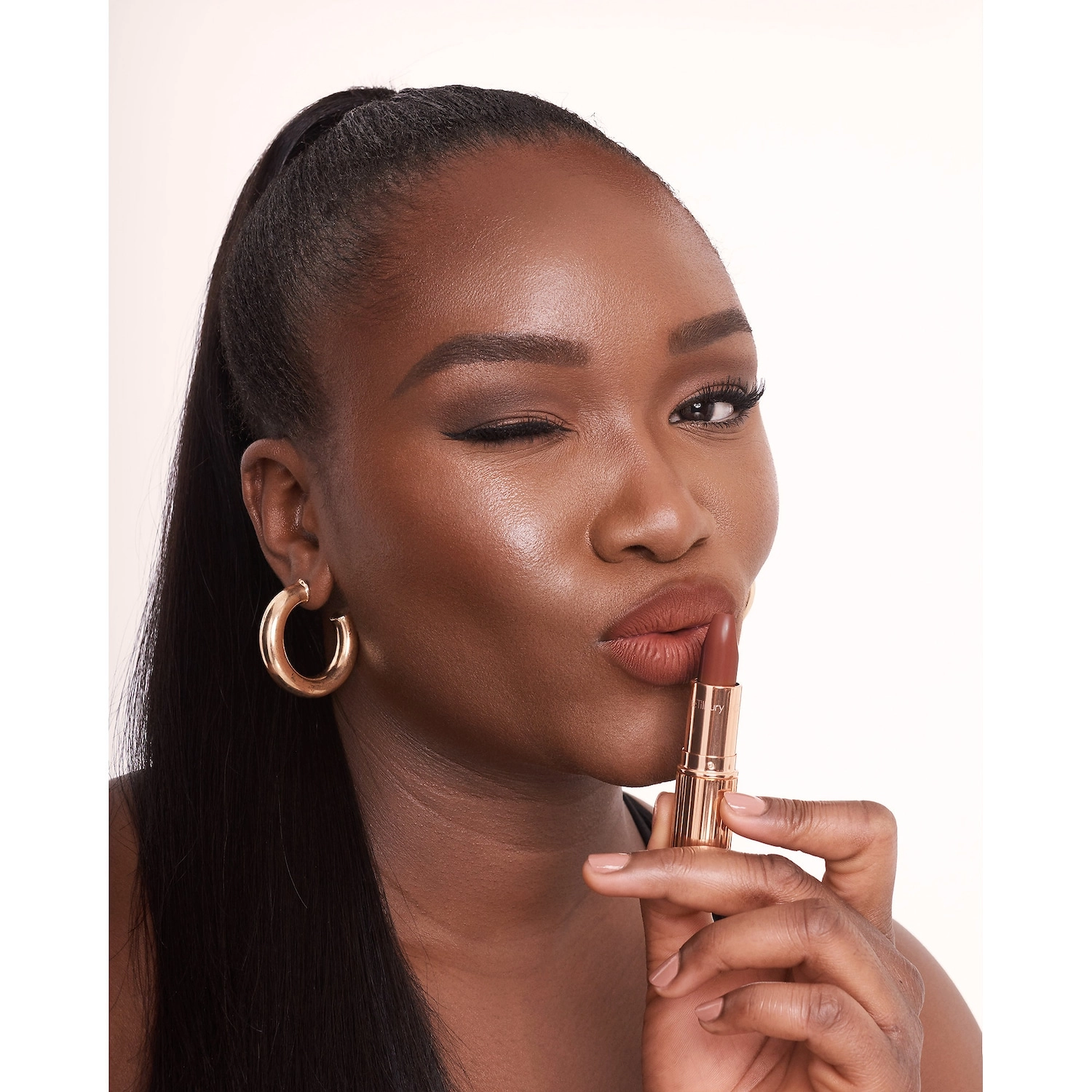 Charlotte Tilbury Matte Revolution Lipstick - Super Fabulous Nude Rosewood - Image 5