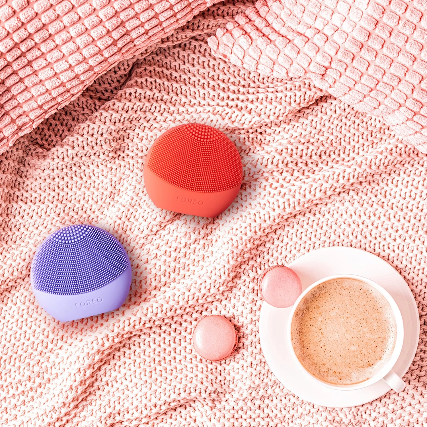 FOREO LUNA™ Play Plus 2 Sonic Facial Brush - Peach Of Cake - Image 5