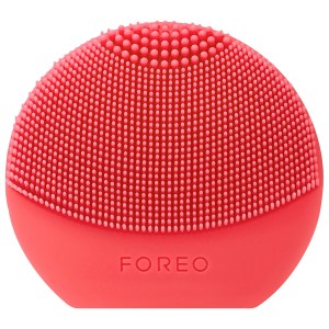 FOREO LUNA™ Play Plus 2 Sonic Facial Brush - Peach Of Cake
