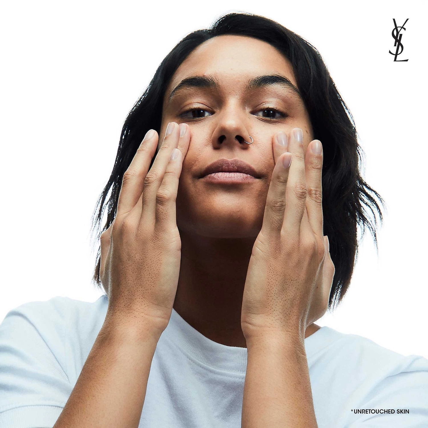 Yves Saint Laurent NU BARE LOOK TINT Hydrating Skin Tint Foundation with Hyaluronic Acid - 11 Medium Cool Undertones - Image 5