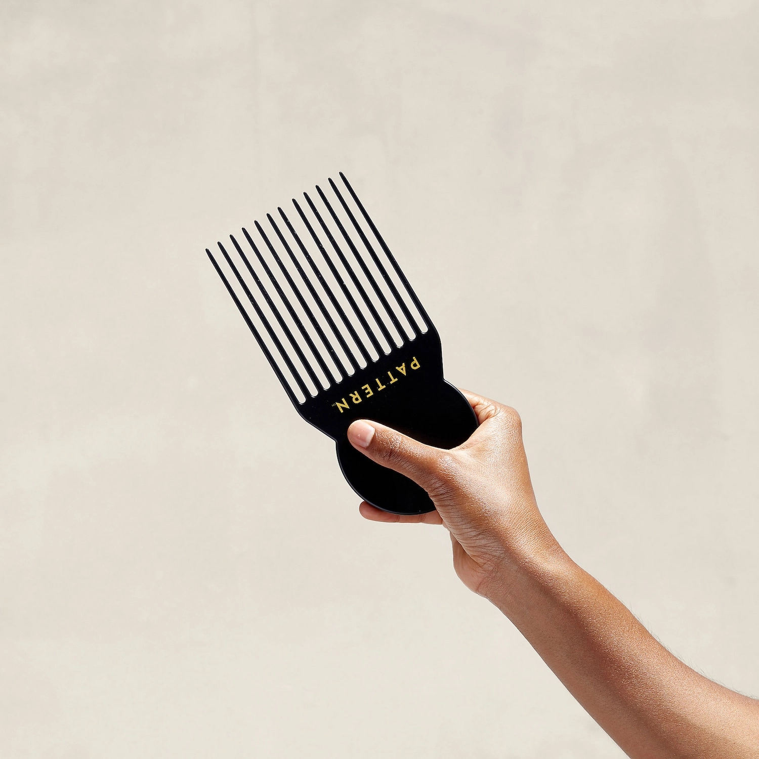 PATTERN by Tracee Ellis Ross Hair Pick - Black, Curl-Enhancing Coily Hair - Image 3