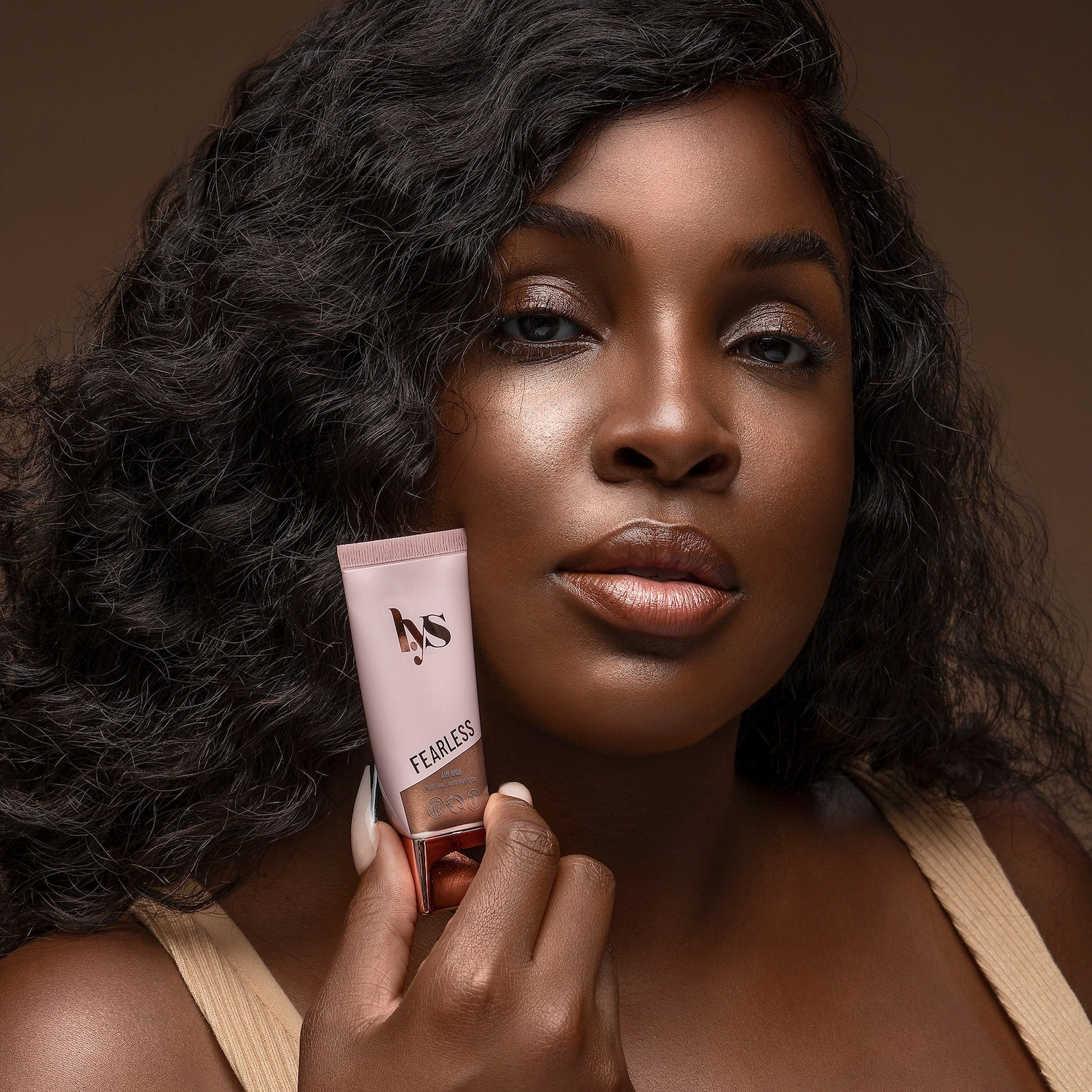 LYS Beauty Aim High Multi-Use Liquid Highlighter Color: Fearless - Warm Bronze - Image 3