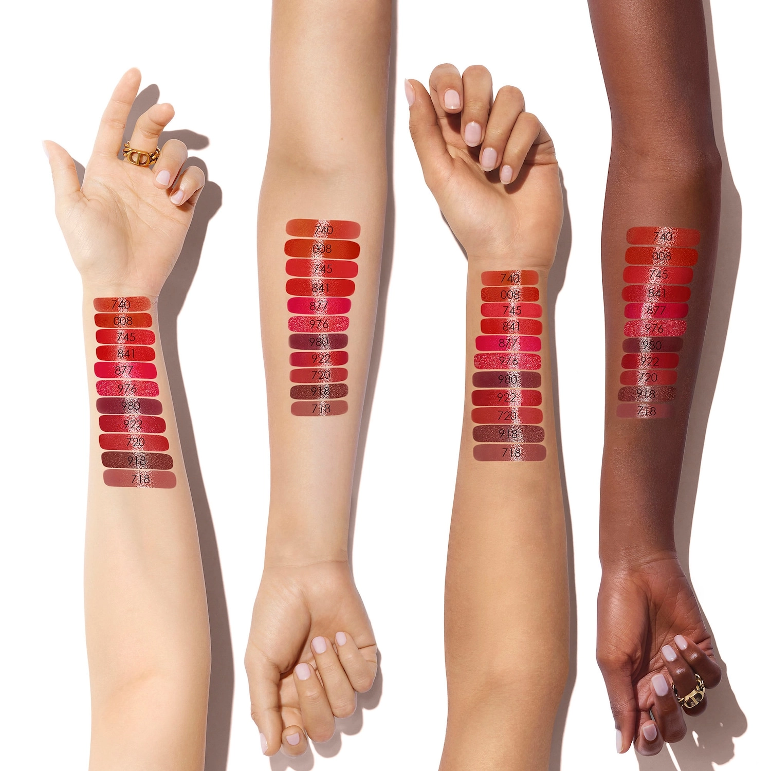 Dior Addict Refillable Shine Lipstick Color: 720 Icone - Deep Rosewood - Image 2