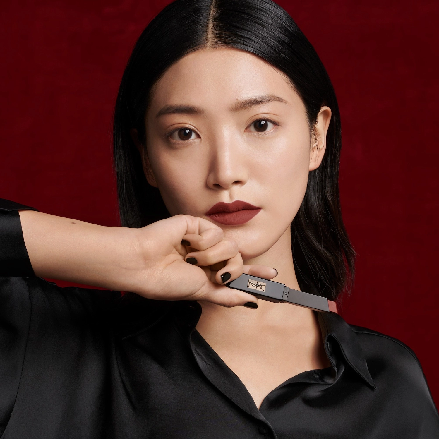 Yves Saint Laurent The Slim Velvet Radical Matte Lipstick Color: 312 Unconventional Nude - Berry Brown - Image 6