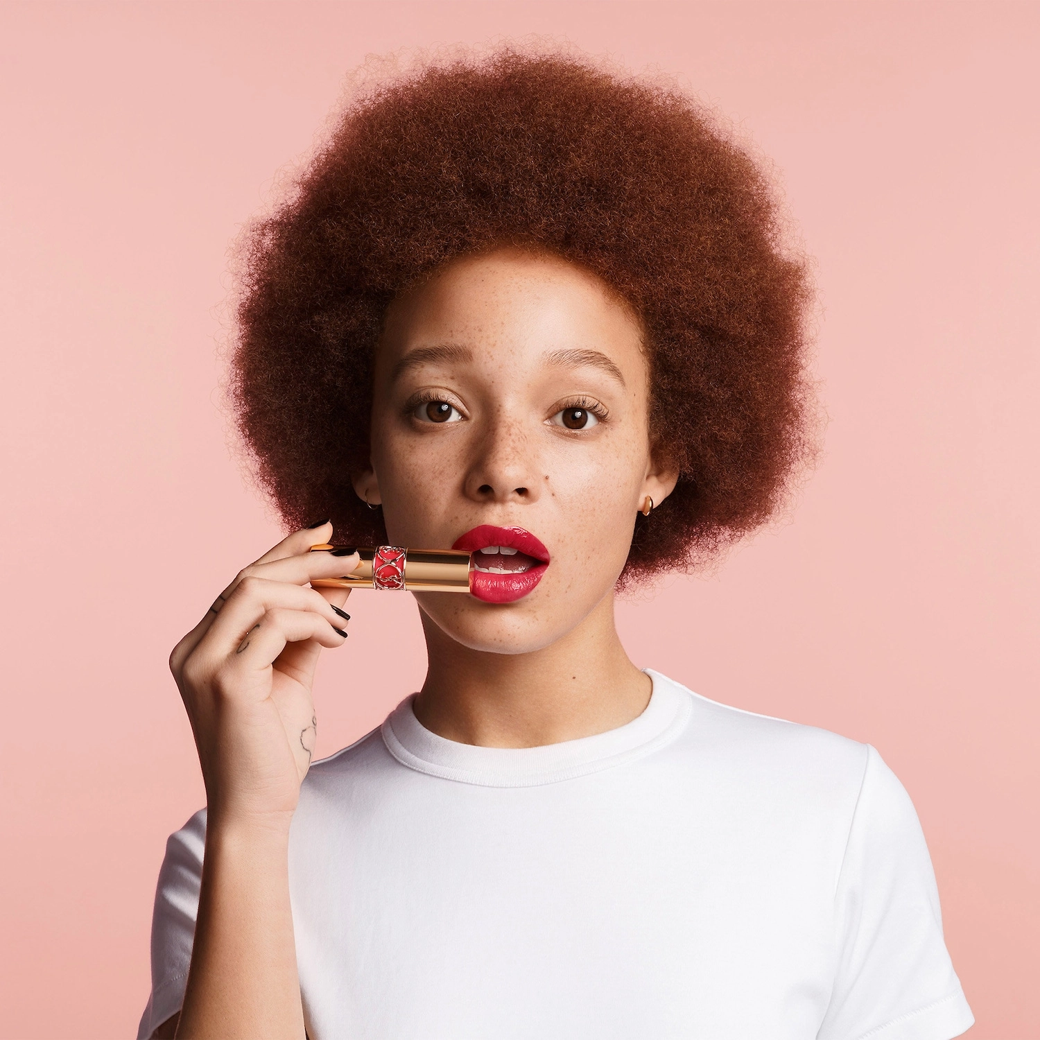 Yves Saint Laurent Rouge Volupté Shine Lipstick Balm Color 152 Pink Broderie - Image 4