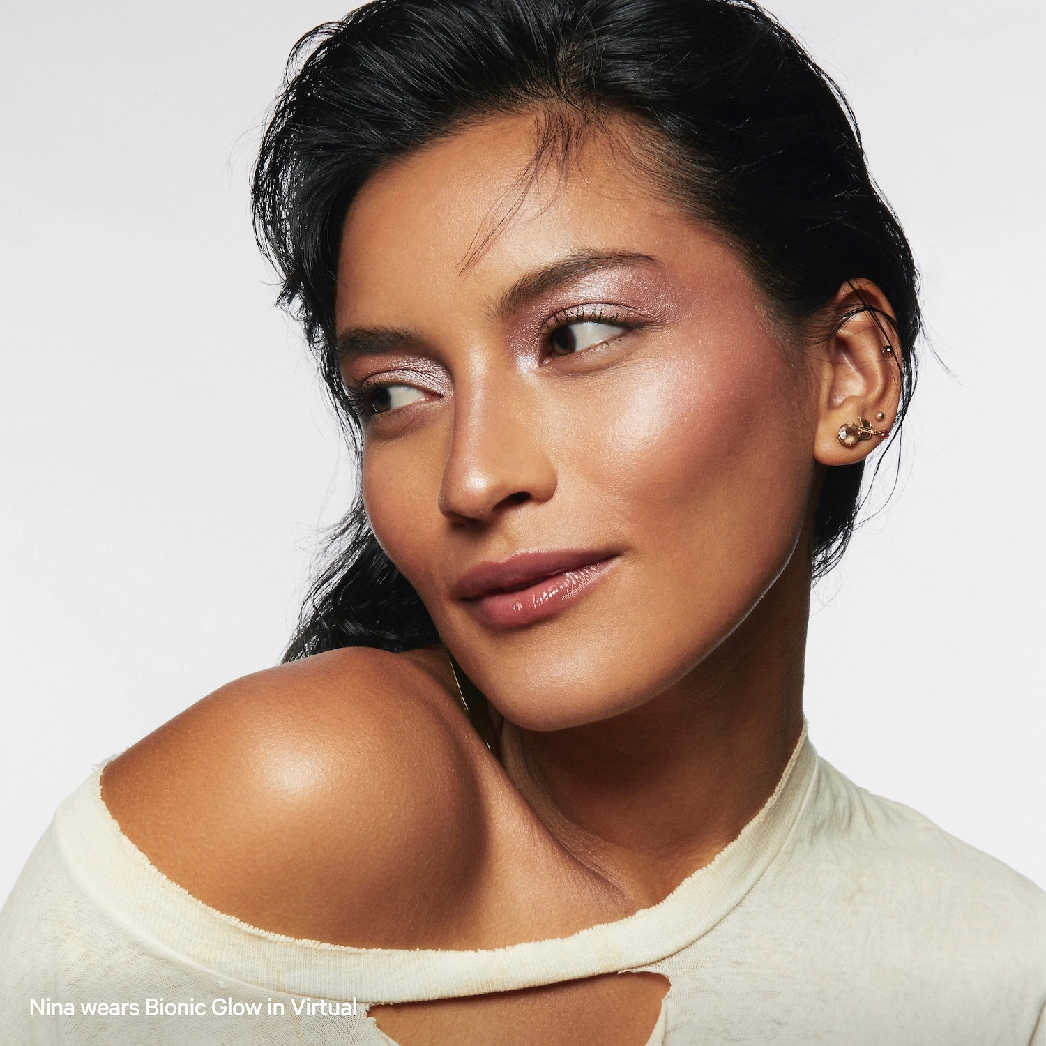 MILK MAKEUP Bionic Glow Illuminating Liquid Highlighter with Hyaluronic Acid - Virtual, Luminous Peach - Image 3