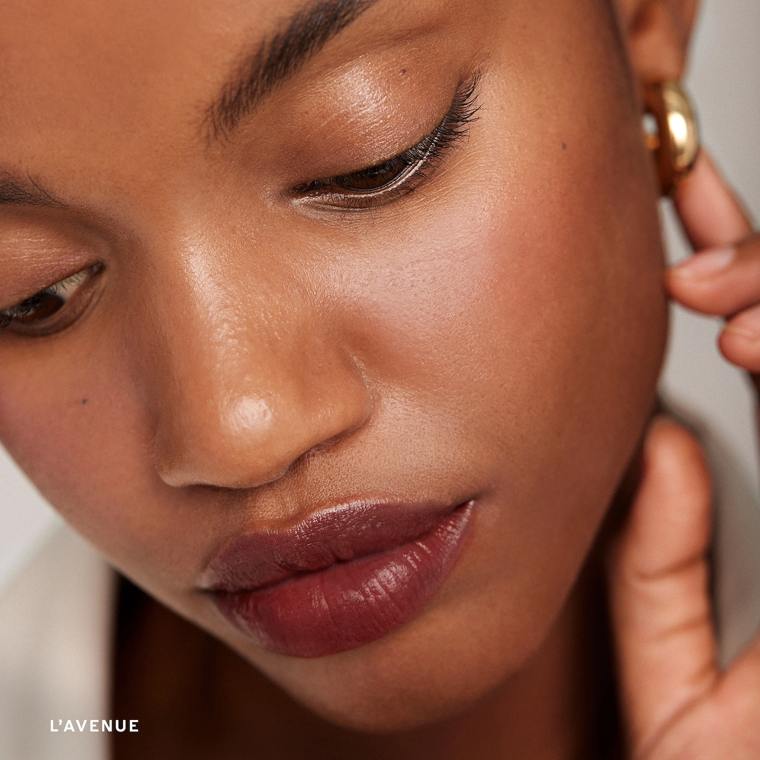 MERIT Signature Lip Lightweight Lipstick Color: L'avenue - Berry Brown - Image 3
