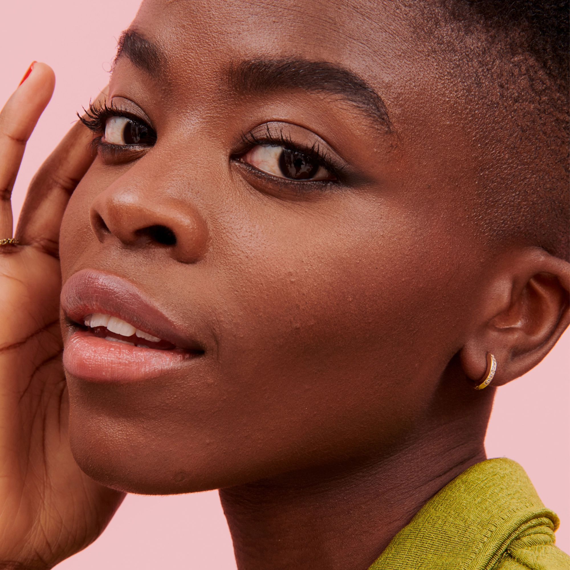 Benefit Cosmetics WANDERful World Terra Silky-Soft Powder Blush - Image 5