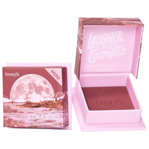 Benefit Cosmetics WANDERful World Silky-Soft Powder Blush in Moone - Rich Berry