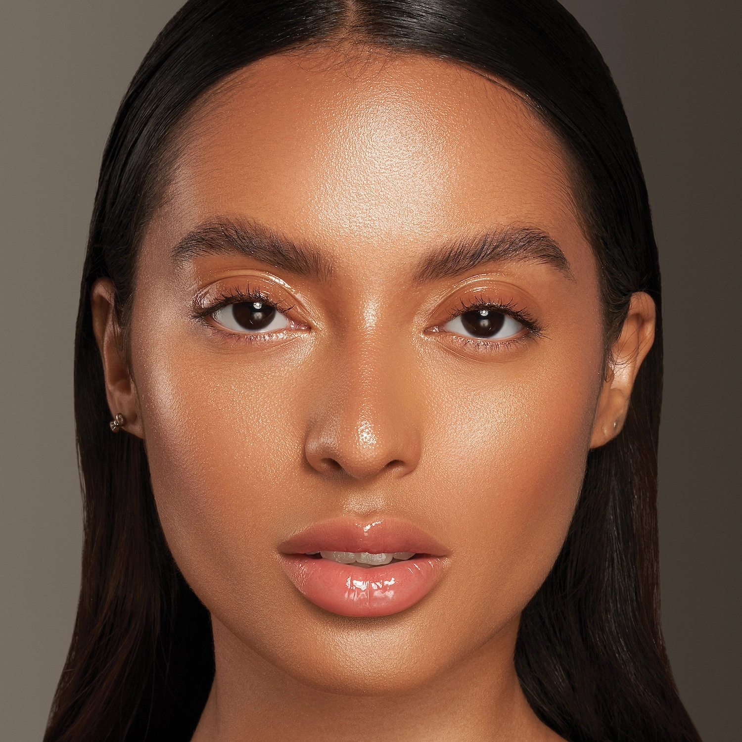 "Danessa Myricks Beauty Dew Wet Hydrating and Highlighting Balm - Clear, Vegan, Radiant Finish" - Image 3