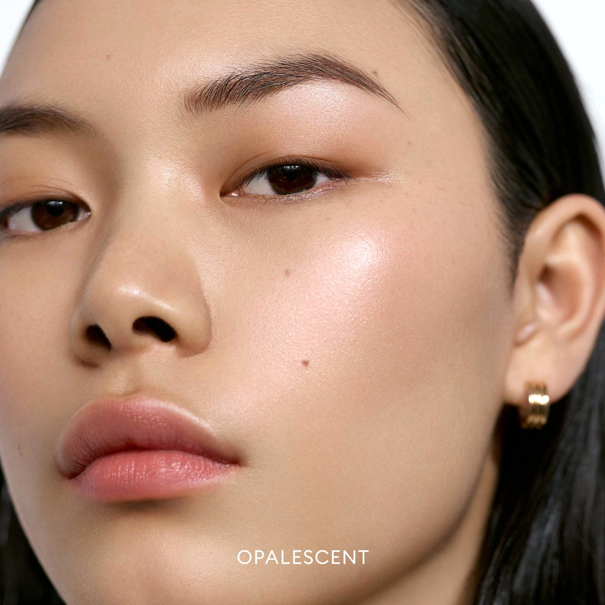 ROSE INC Solar Radiance Hydrating Cream Highlighter - Opalescent, Cool Pink - Image 4