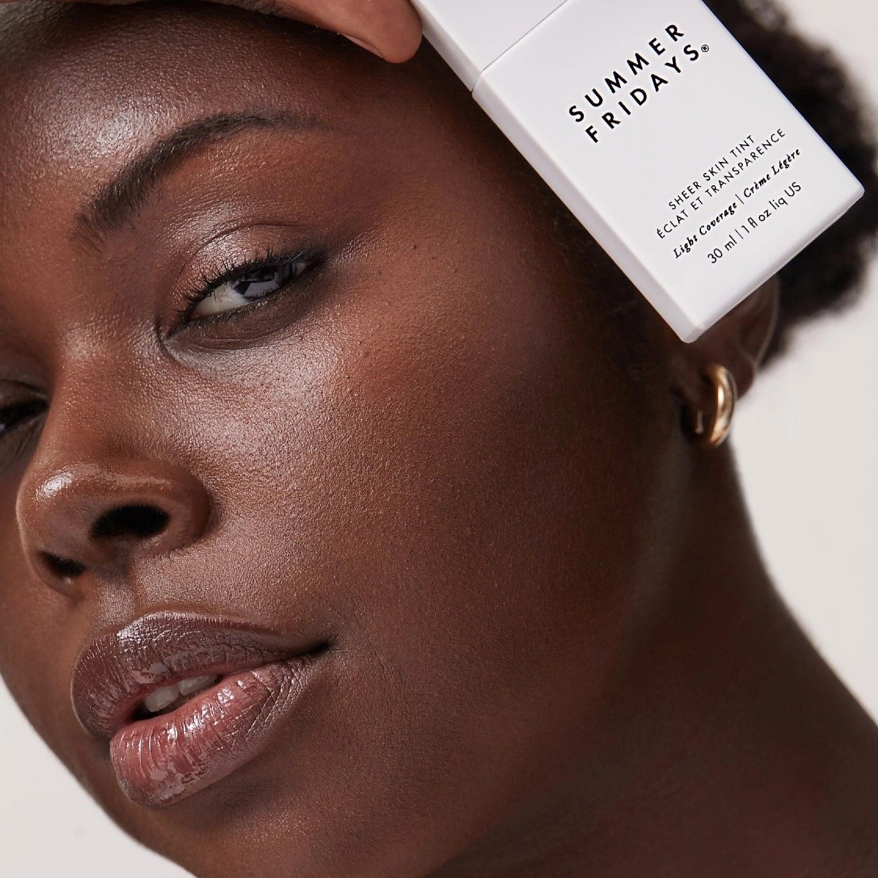 Summer Fridays Sheer Skin Tint with Hyaluronic Acid + Squalane Shade 9 - Rich Deep - Image 3