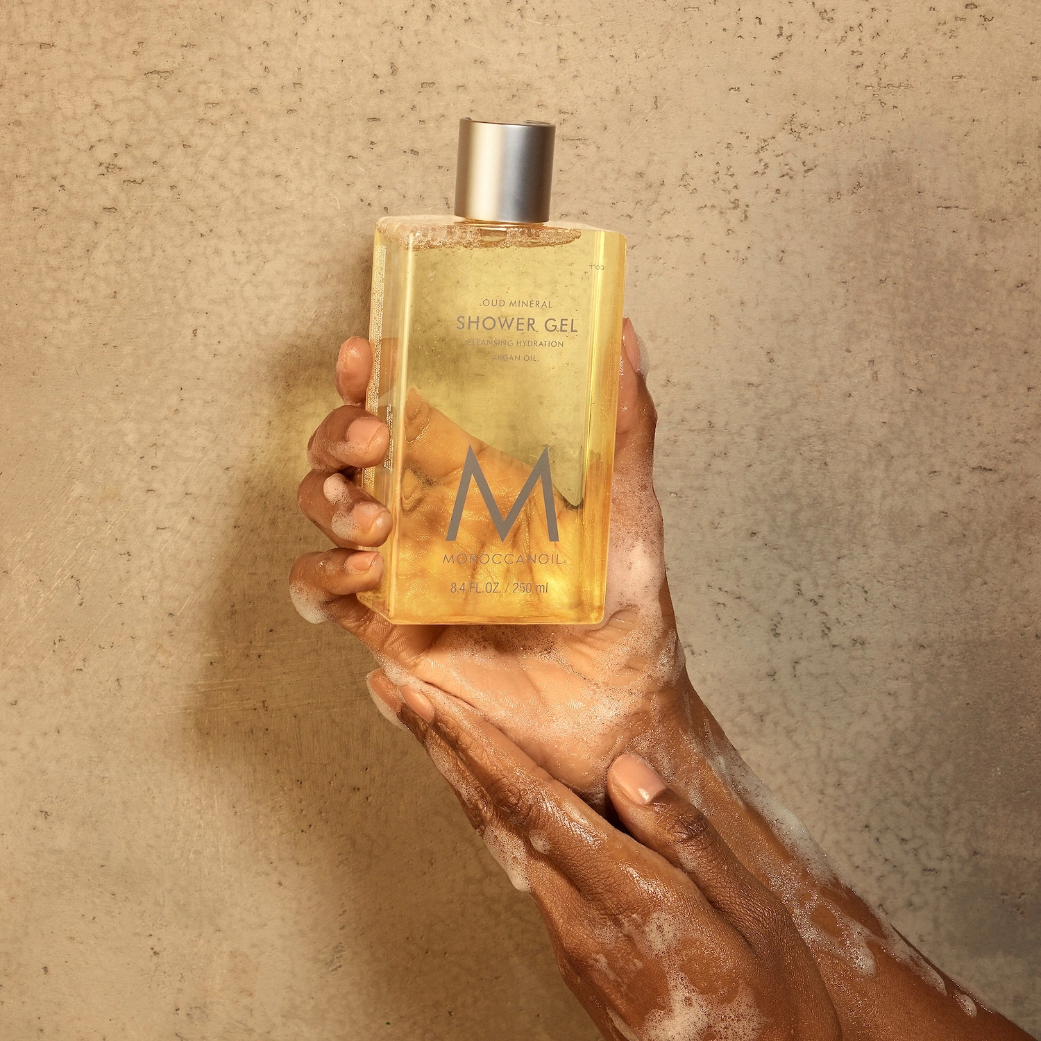 Moroccanoil Shower Gel Cleanser Oud Mineral - Image 5