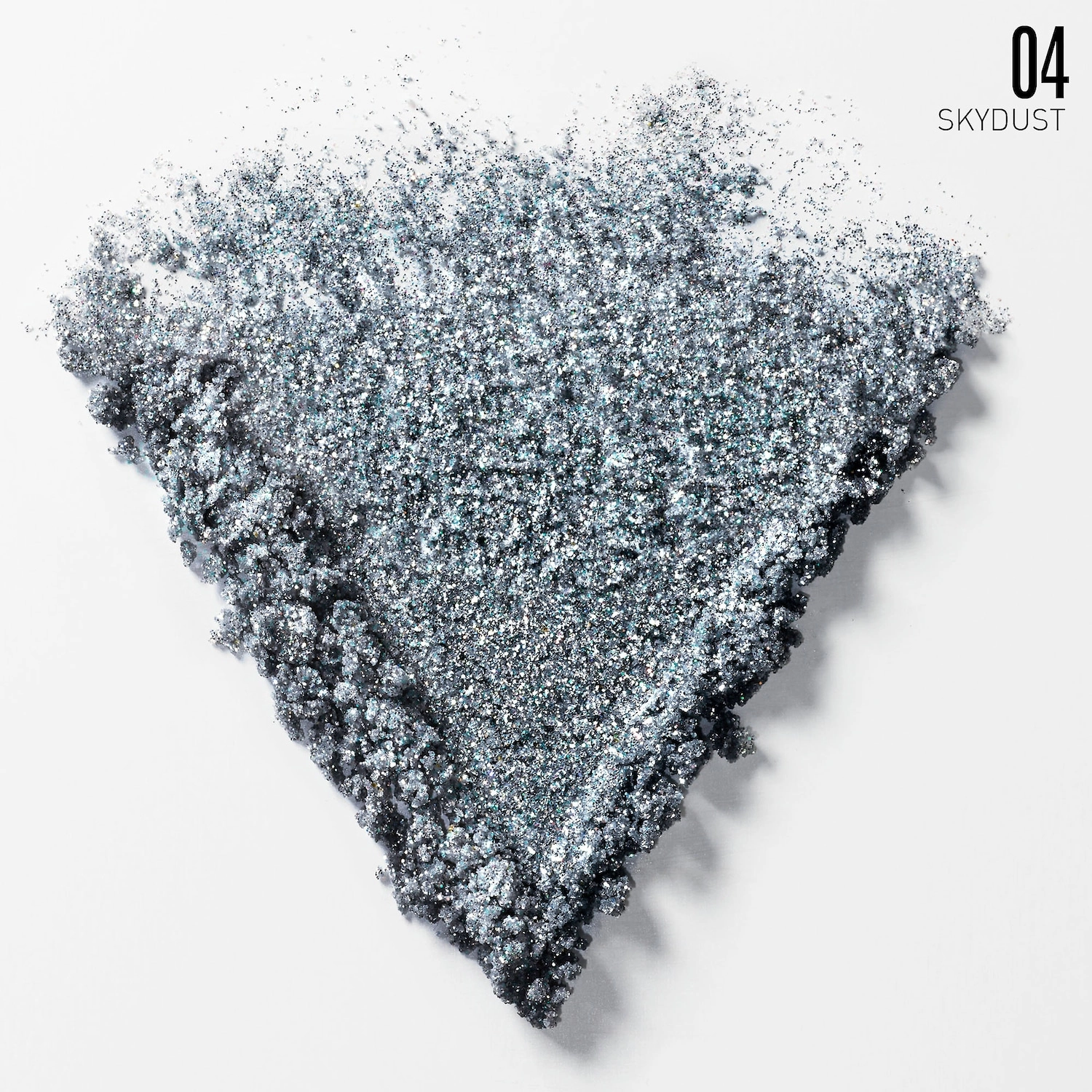 Valentino Dreamdust Glitter Eyeshadow Color: 04 Skydust - Denim Blue Reflections - Image 4