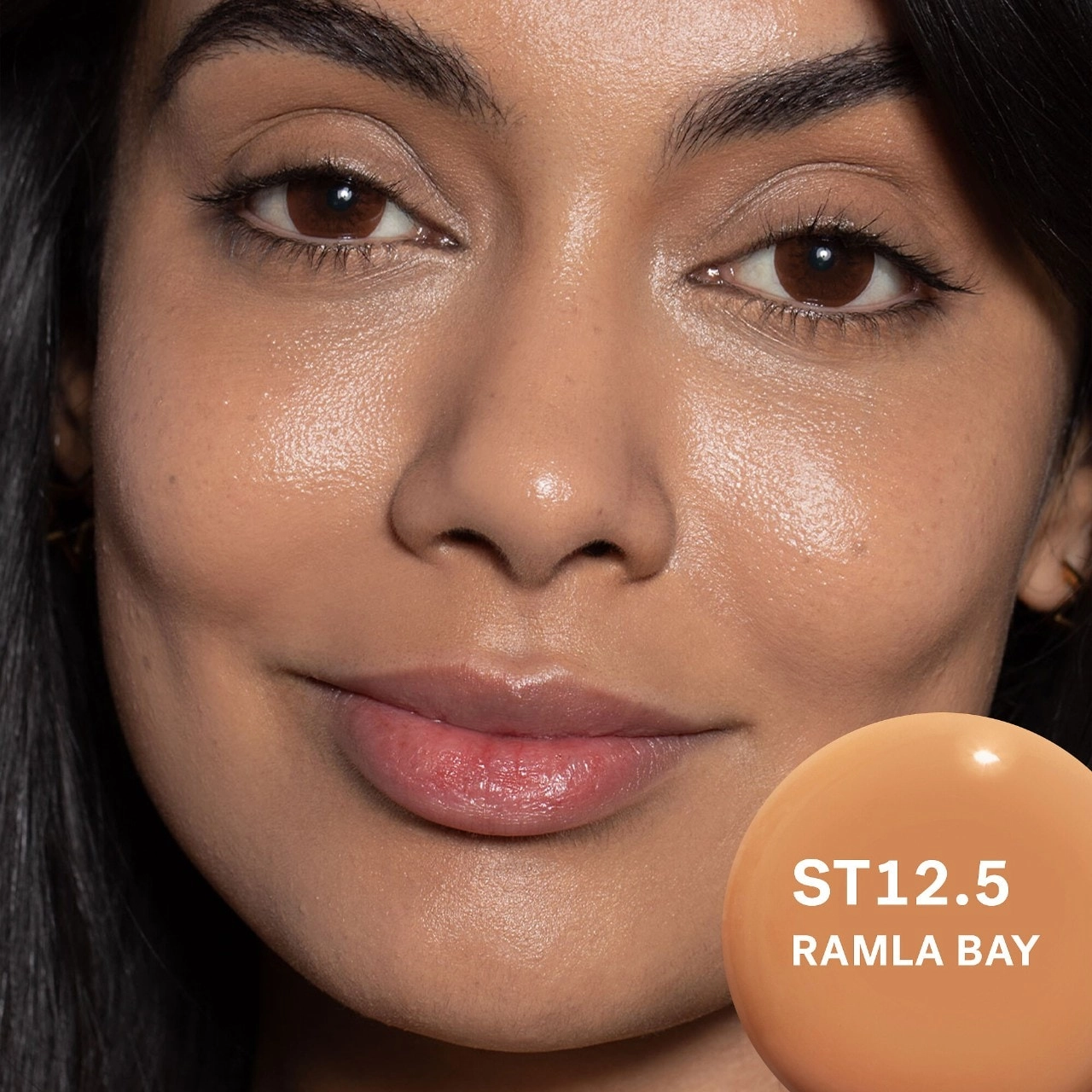 ILIA Super Serum Skin Tint SPF 40 Foundation Color: Ramla Bay ST12.5 - Medium-Deep with Golden Undertones - Image 2