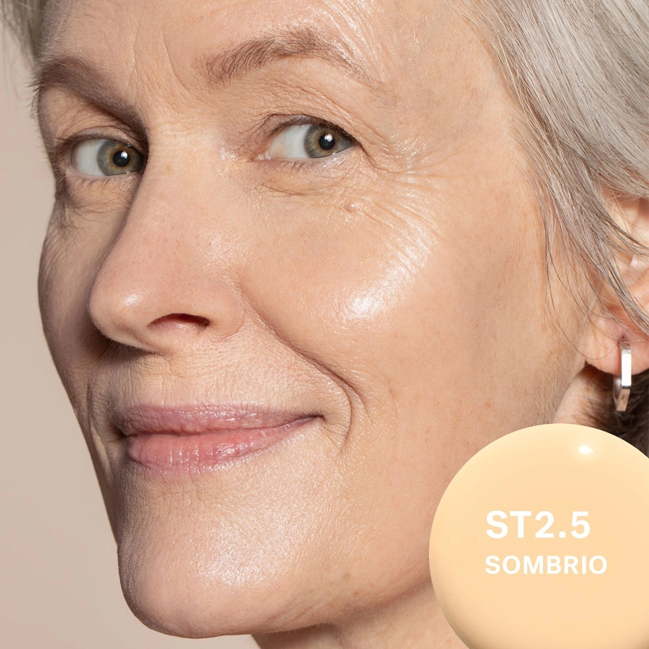 ILIA Super Serum Skin Tint SPF 40 Foundation Color: Sombrio ST2.5 - Very Light with Warm Olive Undertones - Image 2