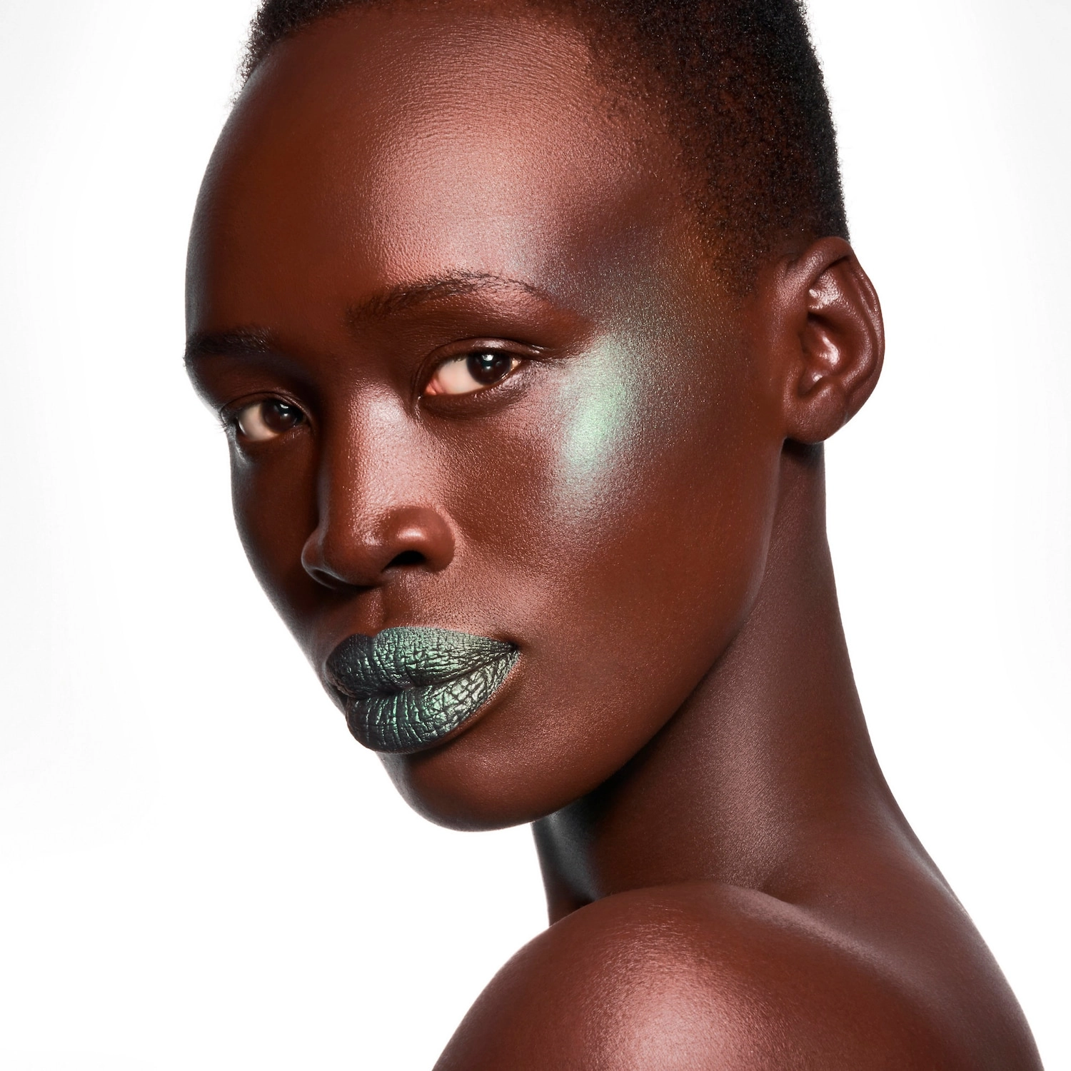 Danessa Myricks Beauty Twin Flames Liquid Eyeshadow Color: Soulmate - Opal Green + Hazelnut - Image 3