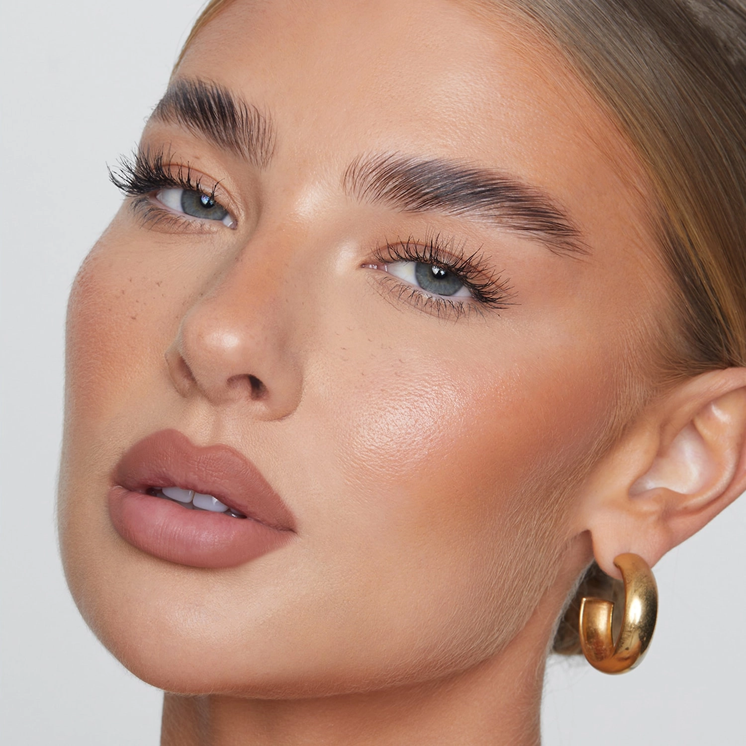 REFY Lip Sculpt Lip Liner and Setter - Fawn, Medium Mauve Brown, Vegan, Matte Finish - Image 3