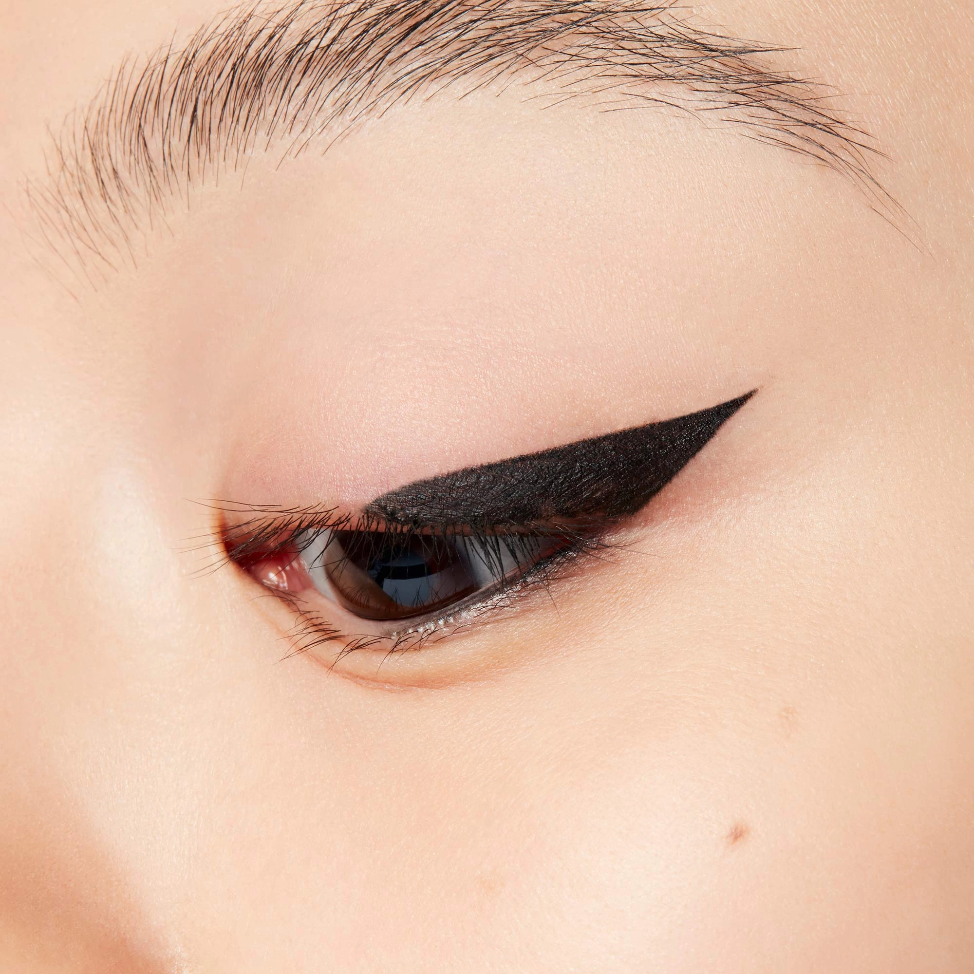 MAC Cosmetics Colour Excess Gel Pencil Eye Liner - Glide or Die Black - Image 5