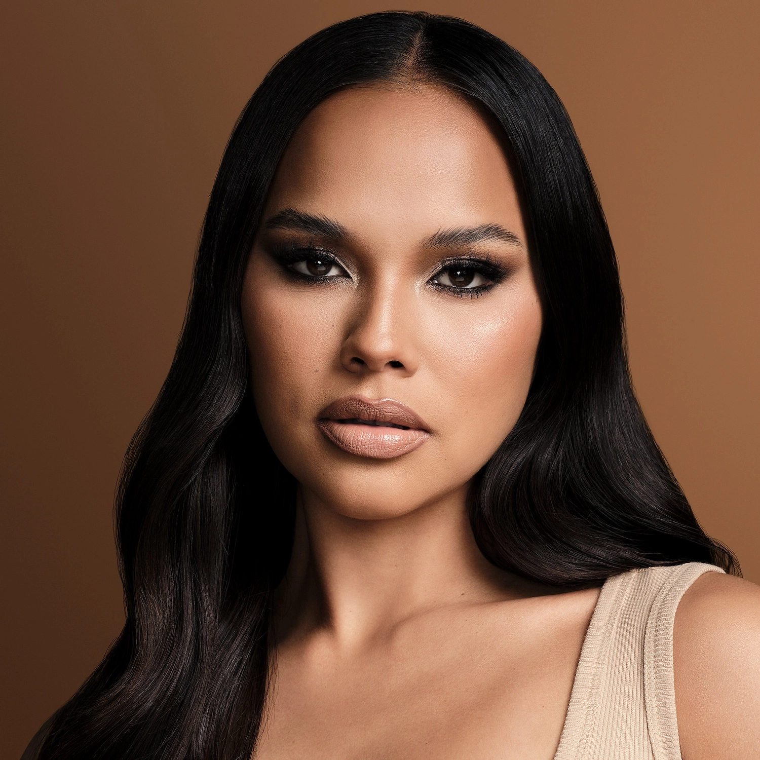 Morphe Filter Effect Soft Radiance Concealer in Medium 14 - Medium with Yellow Undertones - Image 5