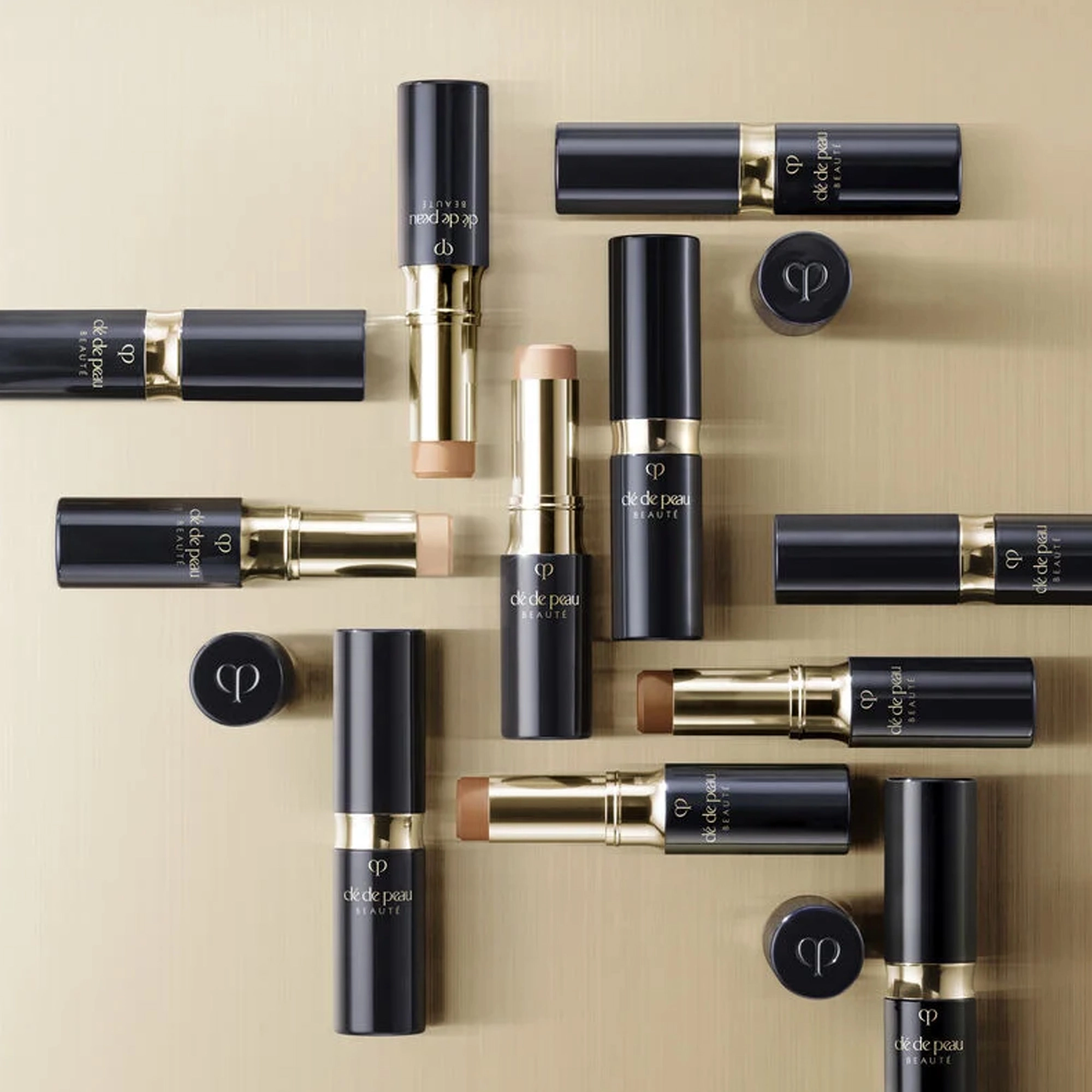 Clé de Peau Beauté The Concealer Color: N8 BUFF - Image 4