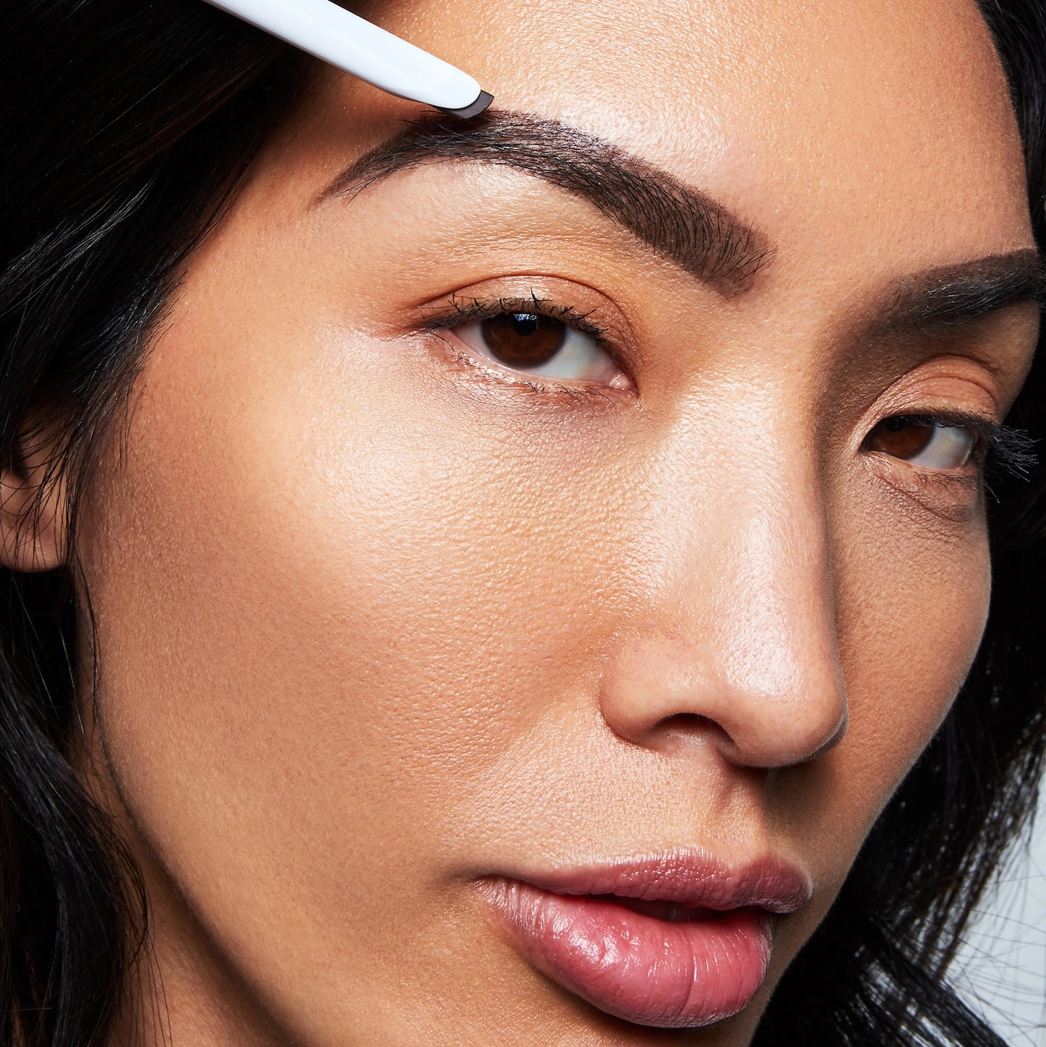 GXVE BY GWEN STEFANI Most Def Clean Instant Definition Sculpting Eyebrow Pencil Color: 7 - Cool Black - Image 6