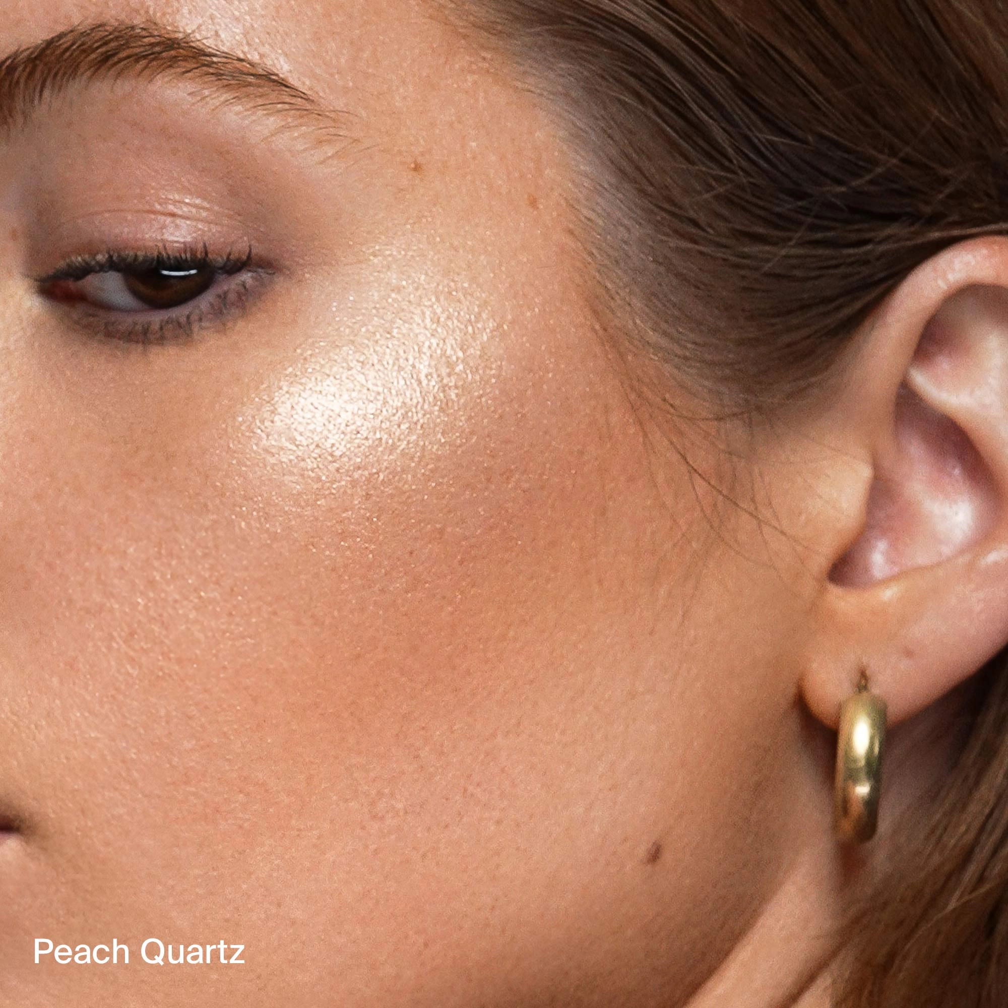 HAUS LABS BY LADY GAGA Bio-Radiant Gel-Powder Highlighter with Fermented Arnica - Vegan, Radiant Finish - Image 3