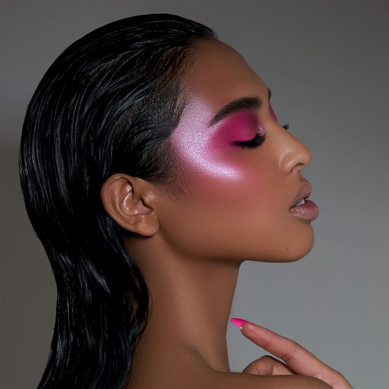 Danessa Myricks Beauty Dew Wet Hydrating and Highlighting Balm Color: Holy Water - Icy Lilac Pink Shimmer - Image 5