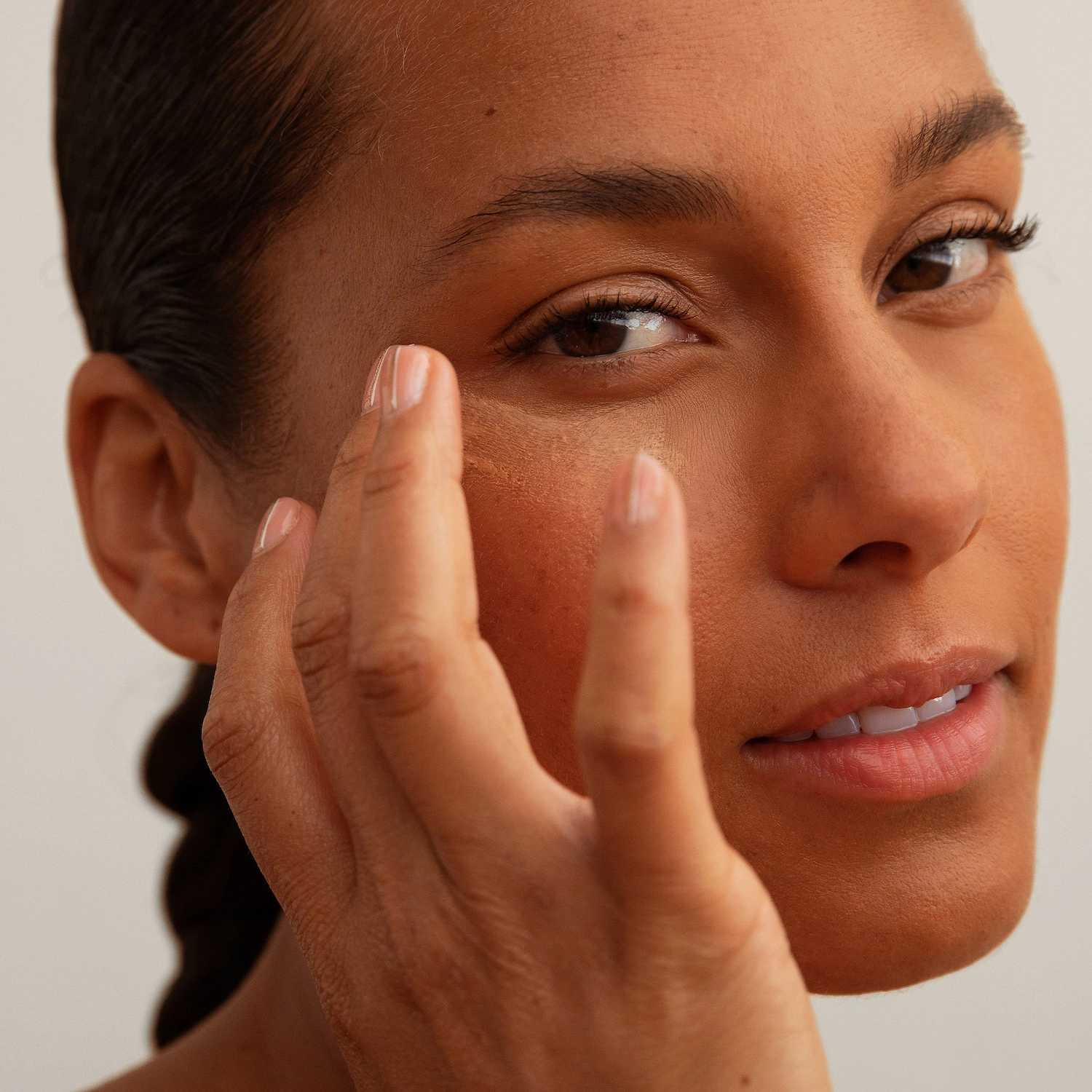 Keys Soulcare Radiant Eye Cream with Peptides - Size: 0.53 oz/15 mL - Image 6