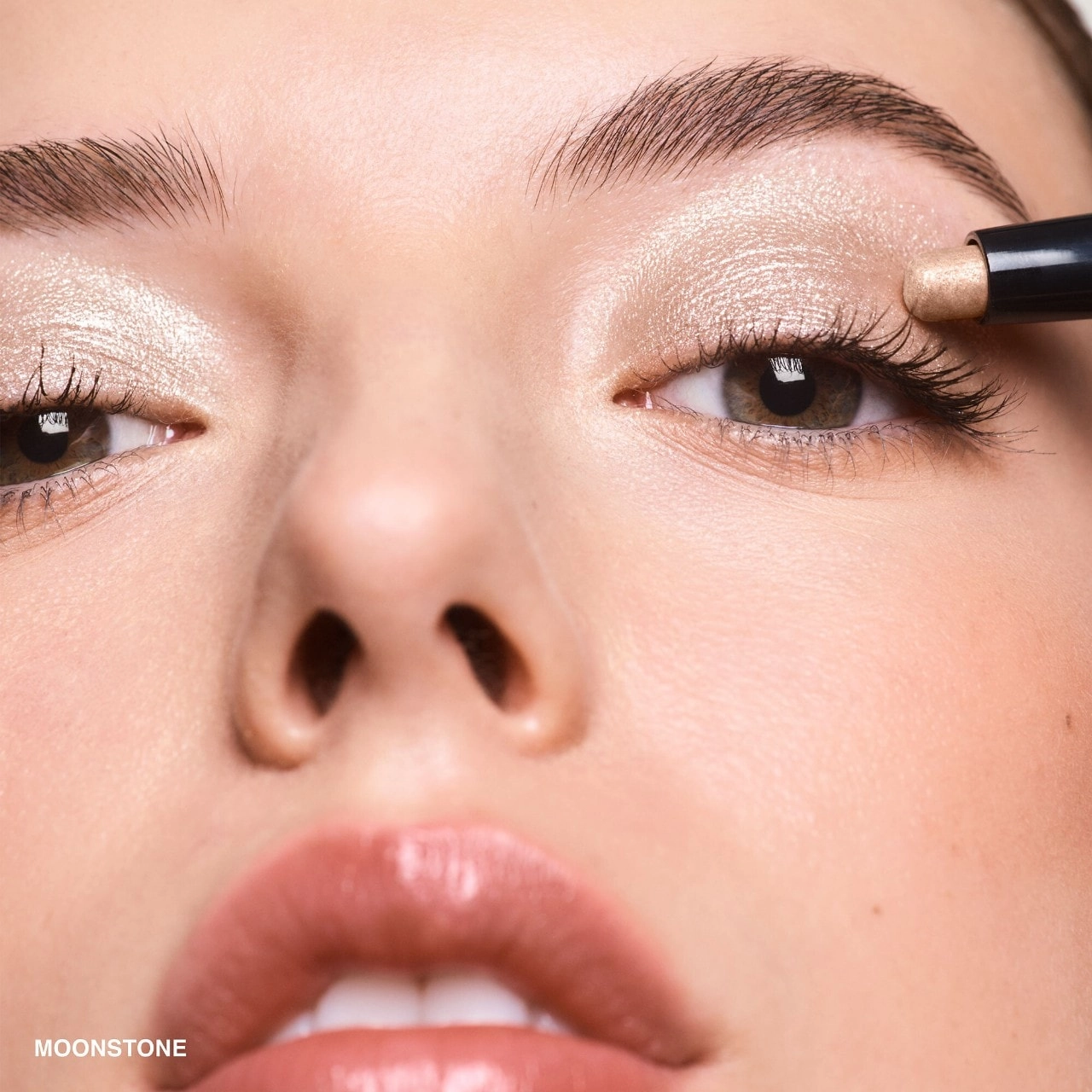 Bobbi Brown Long-Wear Waterproof Cream Eyeshadow Stick - Moonstone - Image 6