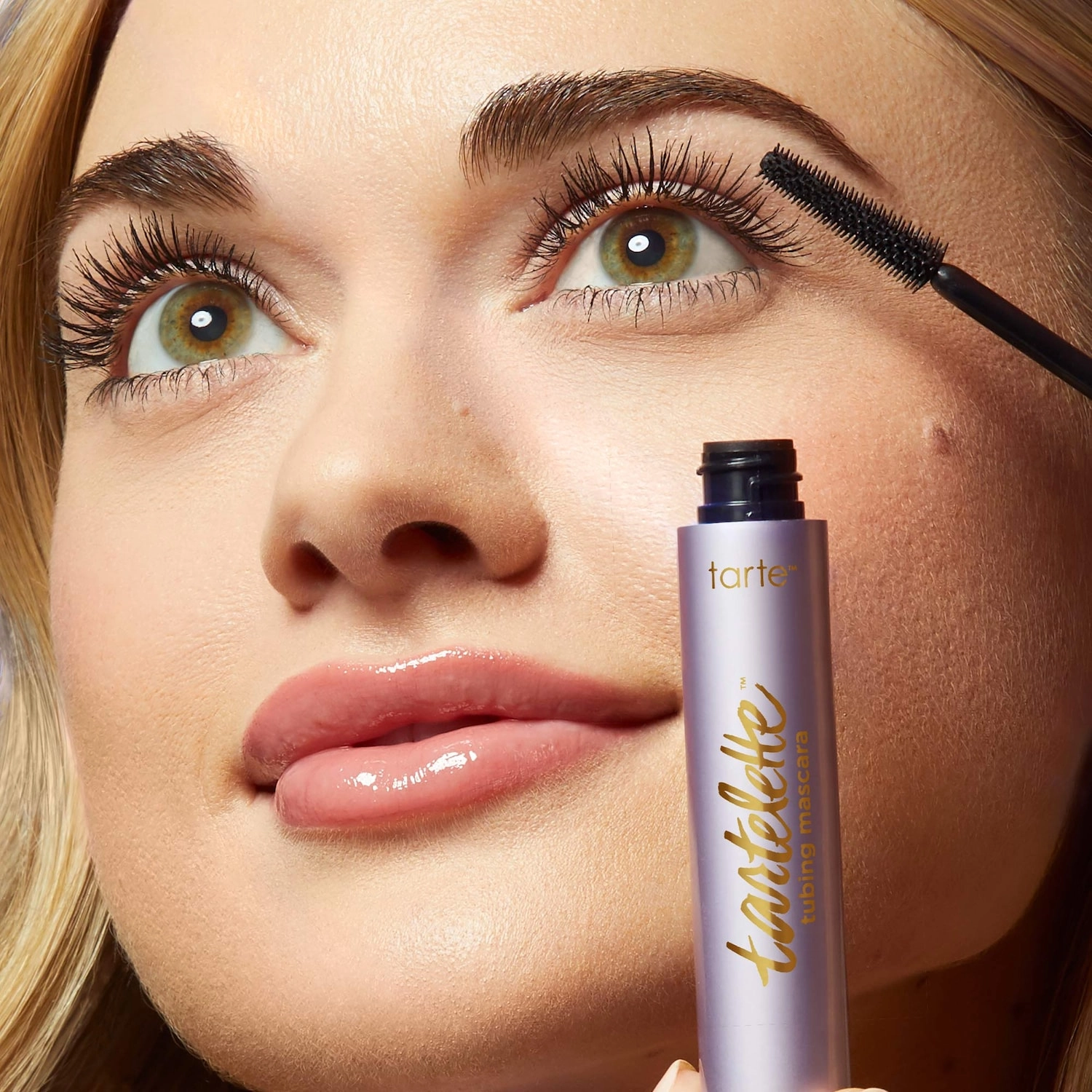 Tarte Mini Tartelette™ Tubing Mascara Black - Volumizing, Lengthening, Curling - Vegan - Image 10