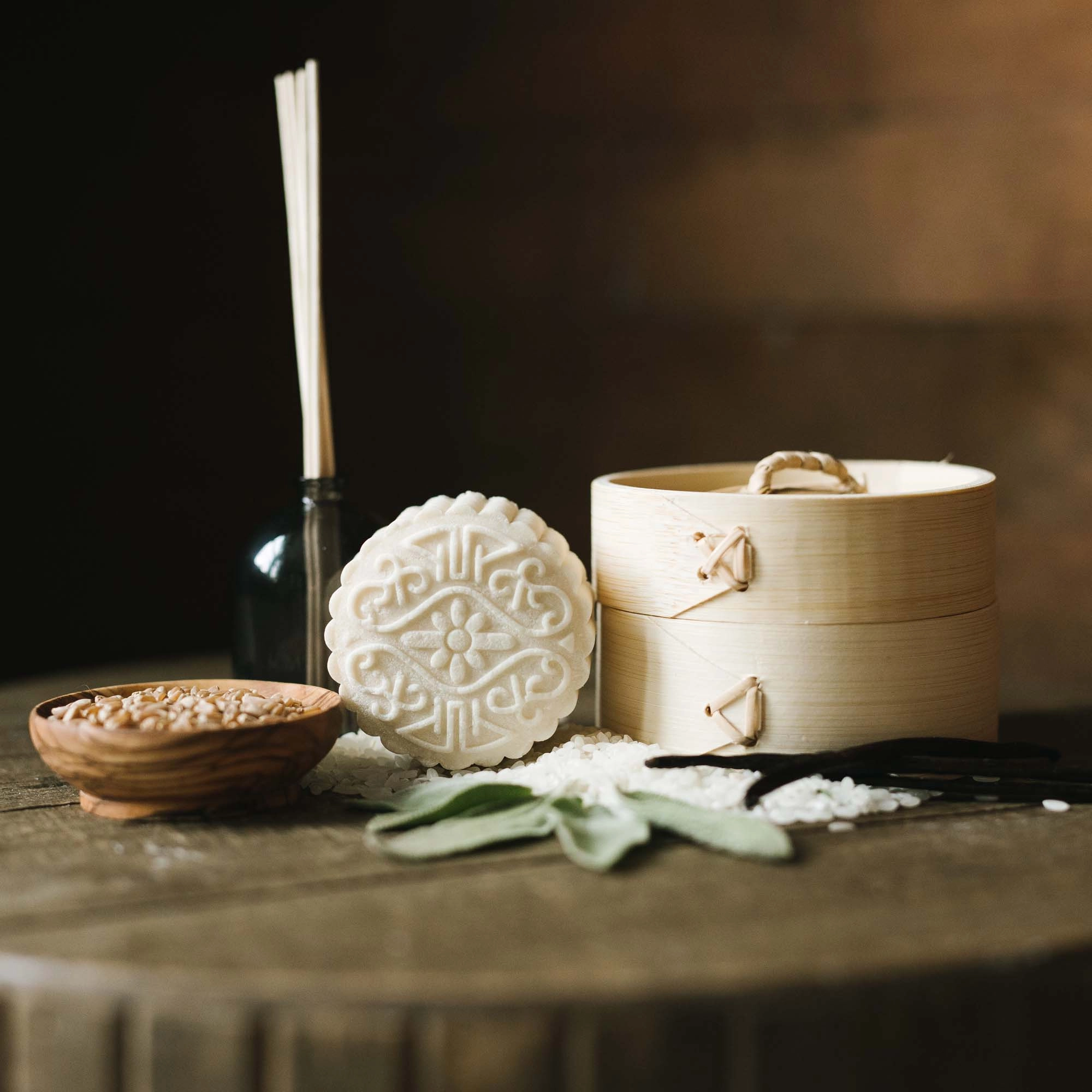Viori Hair Shampoo & Conditioner Bar Set with Bamboo Holder Set Type: Hidden Waterfall - Image 11