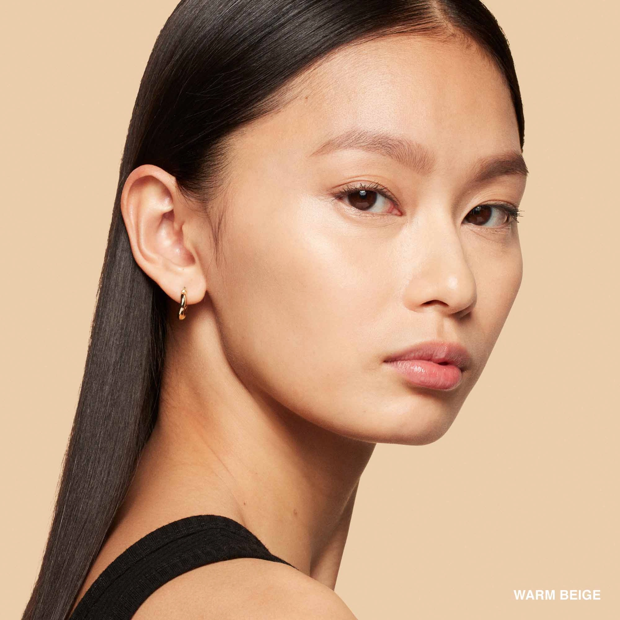 Bobbi Brown Skin Full Cover Concealer Color: Warm Beige - Medium Golden Beige with Yellow Undertones; for Medium Skin - Image 5