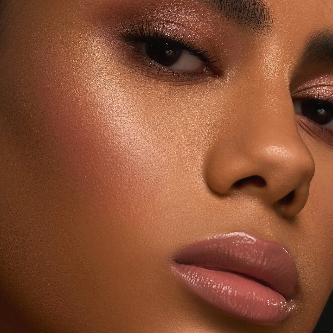 Natasha Denona My Dream Cheek Trio - Cream Blush, Glow Cream Base and Glow Powder Highlighter - Image 4