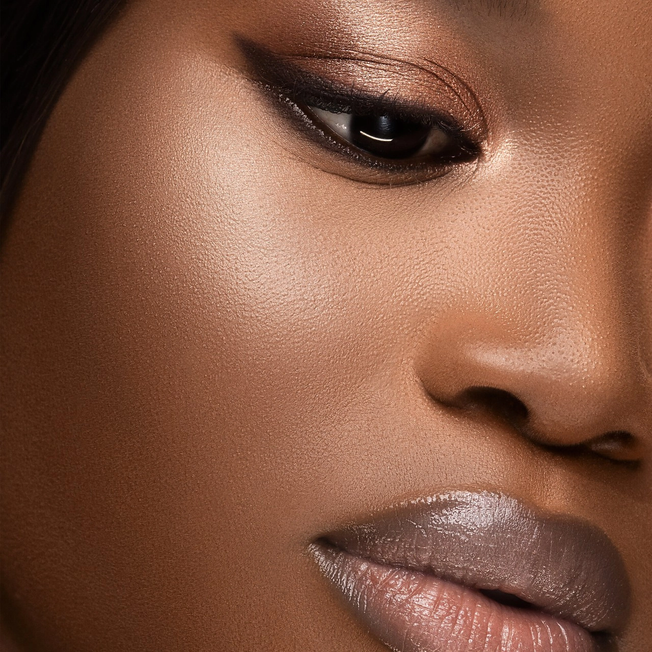 Natasha Denona My Dream Cheek Trio - Cream Blush, Glow Cream Base and Glow Powder Highlighter - Image 5
