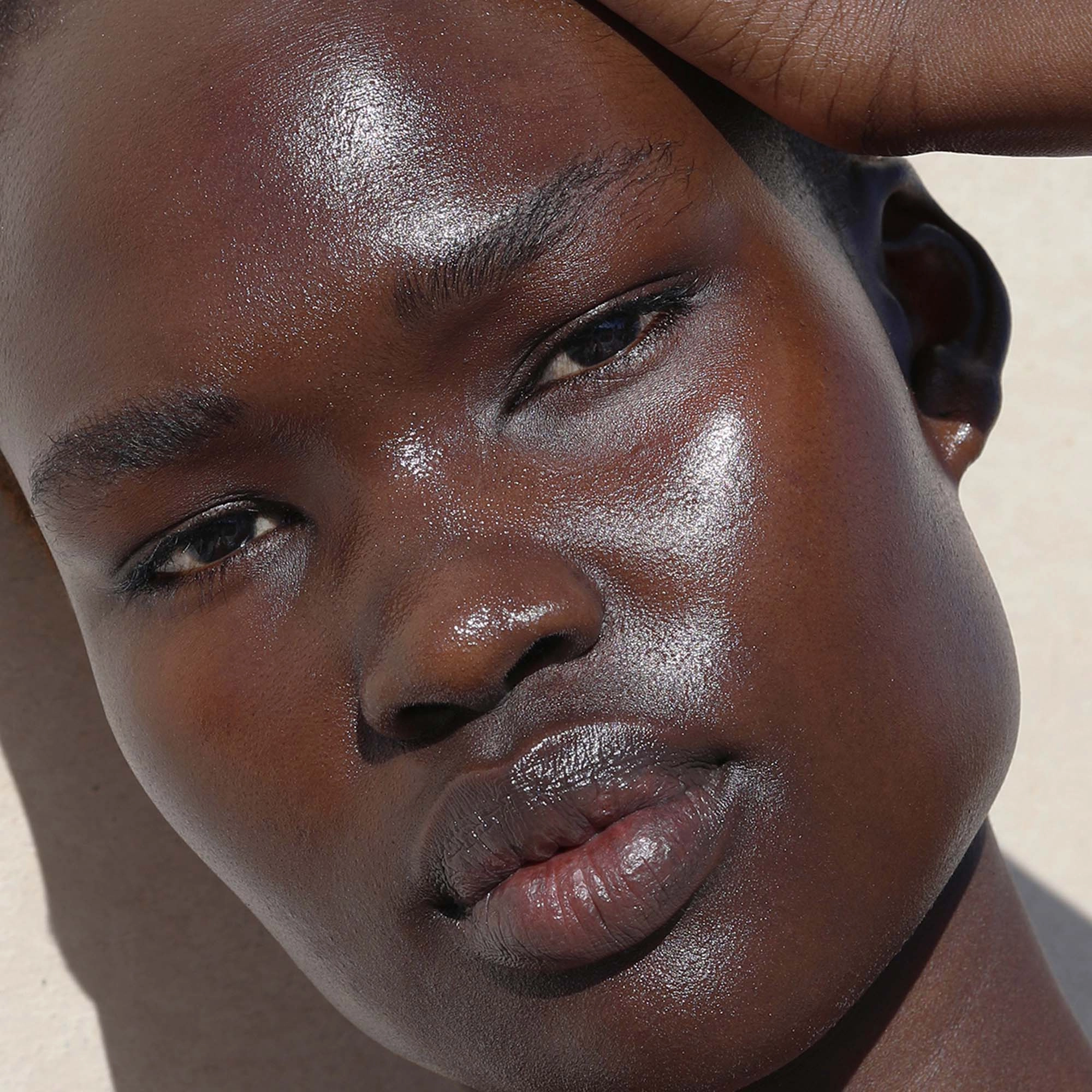 REFY Glow and Sculpt Face Serum Primer with Niacinamide - 1.4 oz / 40 mL Vegan Radiant Finish - Image 4