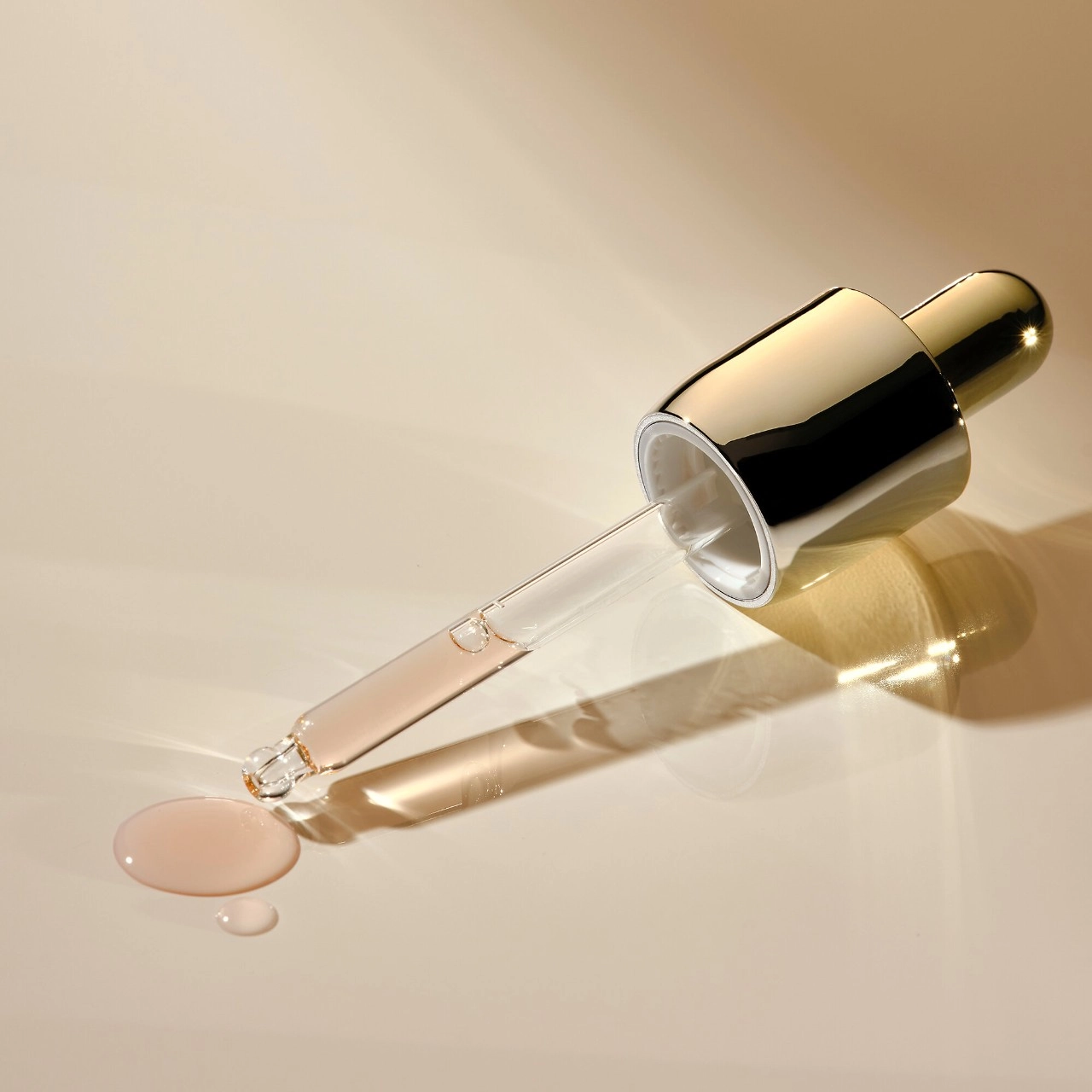 Sulwhasoo Concentrated Ginseng Renewing Rescue Ampoule 0.67 oz / 20 mL - Image 2