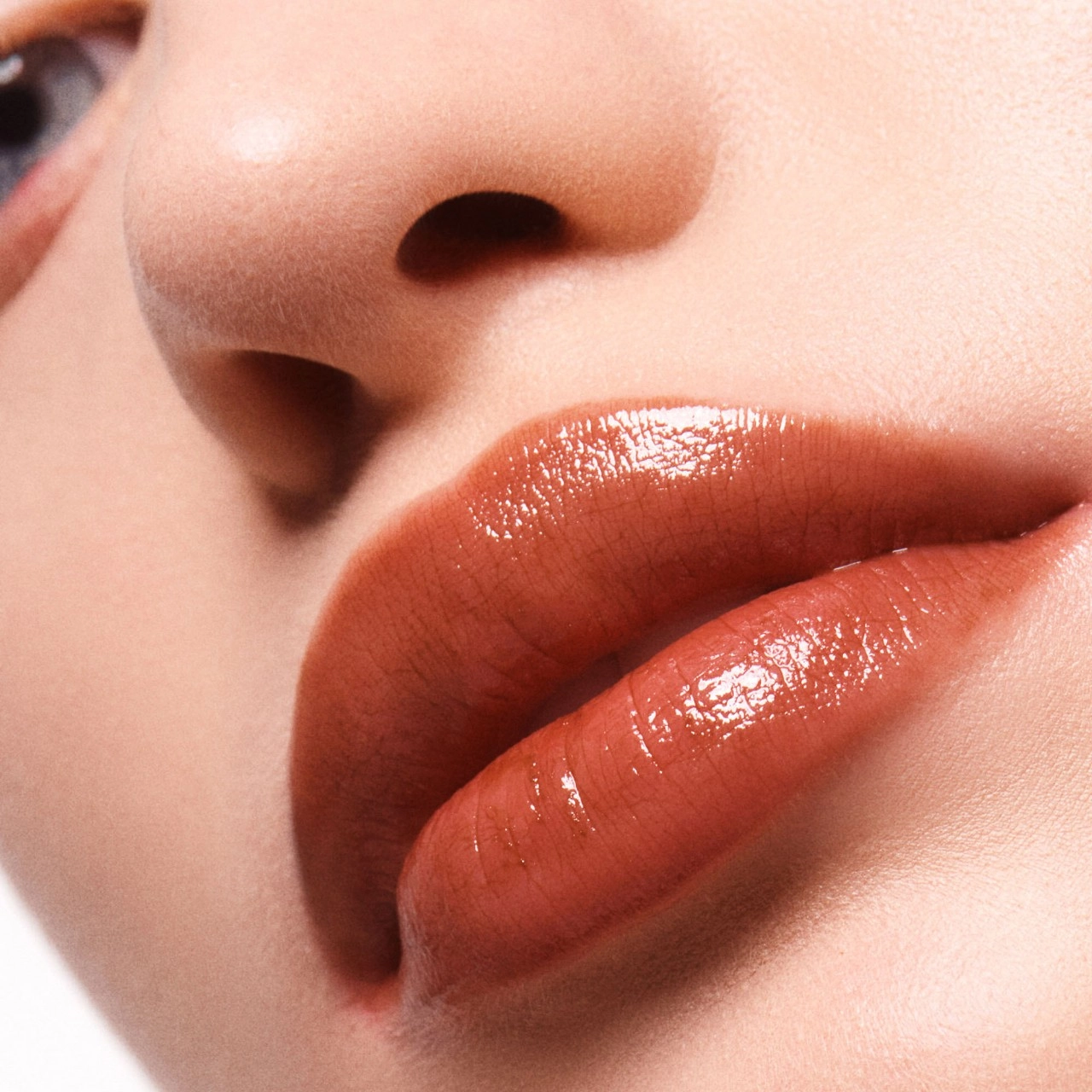 SIMIHAZE BEAUTY Mini Super Slick Tinted Lip Balm - Dune Brown - Image 3